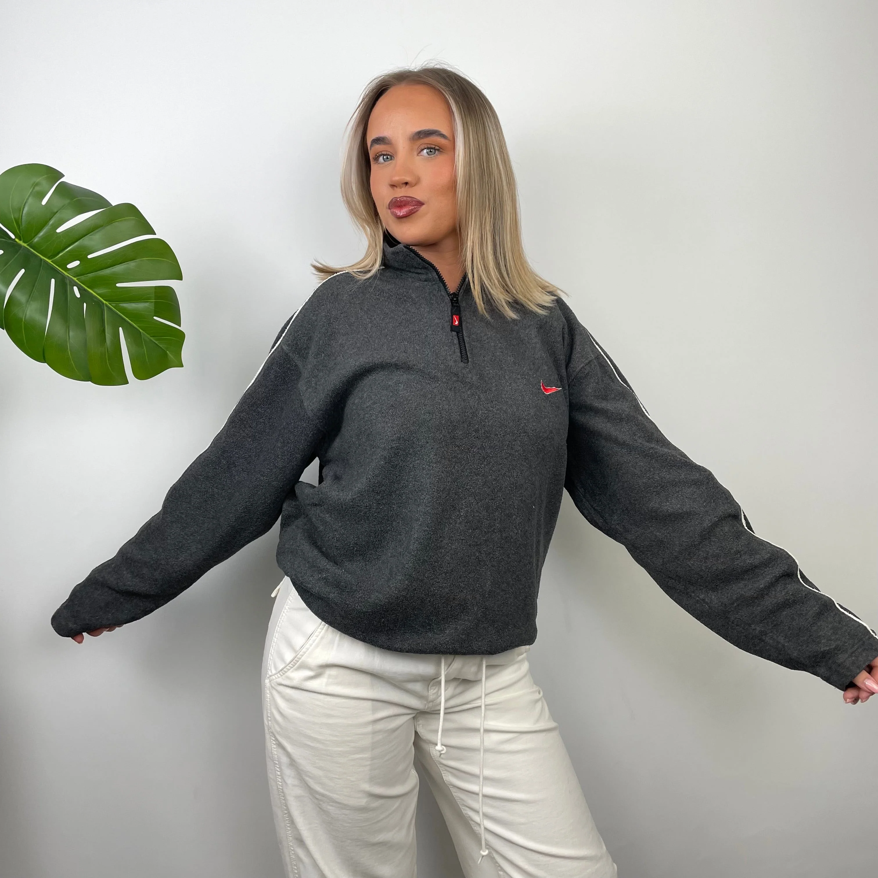 Nike Grey Embroidered Spell Out Teddy Bear Fleece Quarter Zip Sweatshirt (XL)
