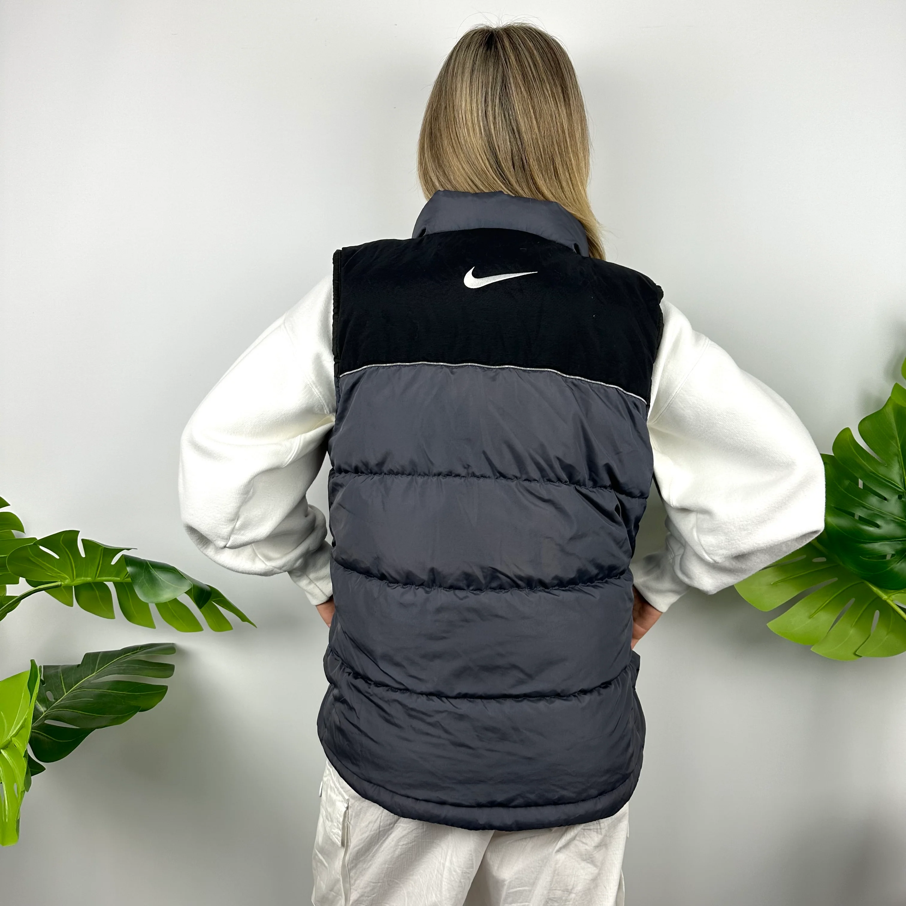 Nike Grey Embroidered Swoosh Puffer Gilet (M) - Image 6