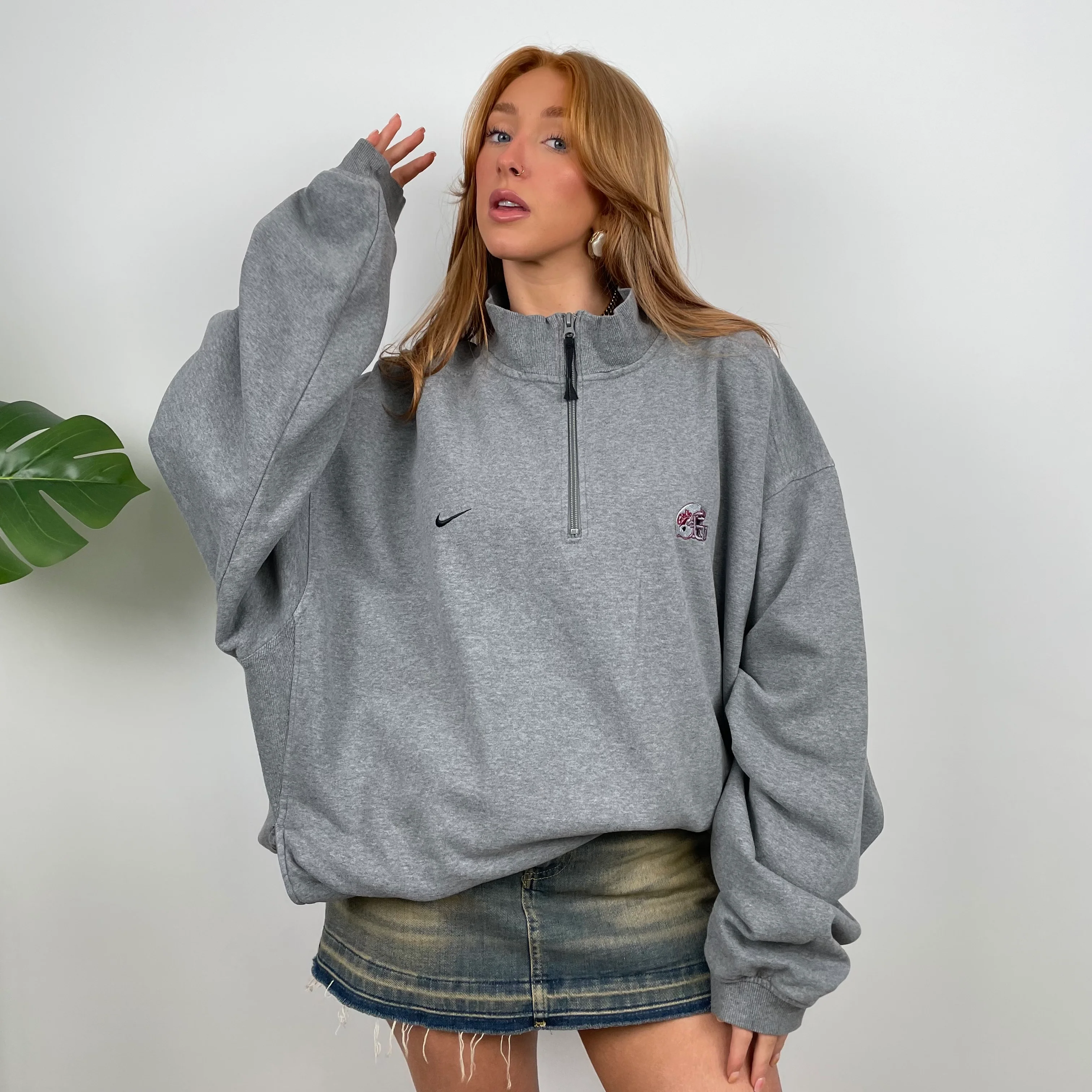 Nike Grey Embroidered Swoosh Quarter Zip Sweatshirt (XXL) - Image 4