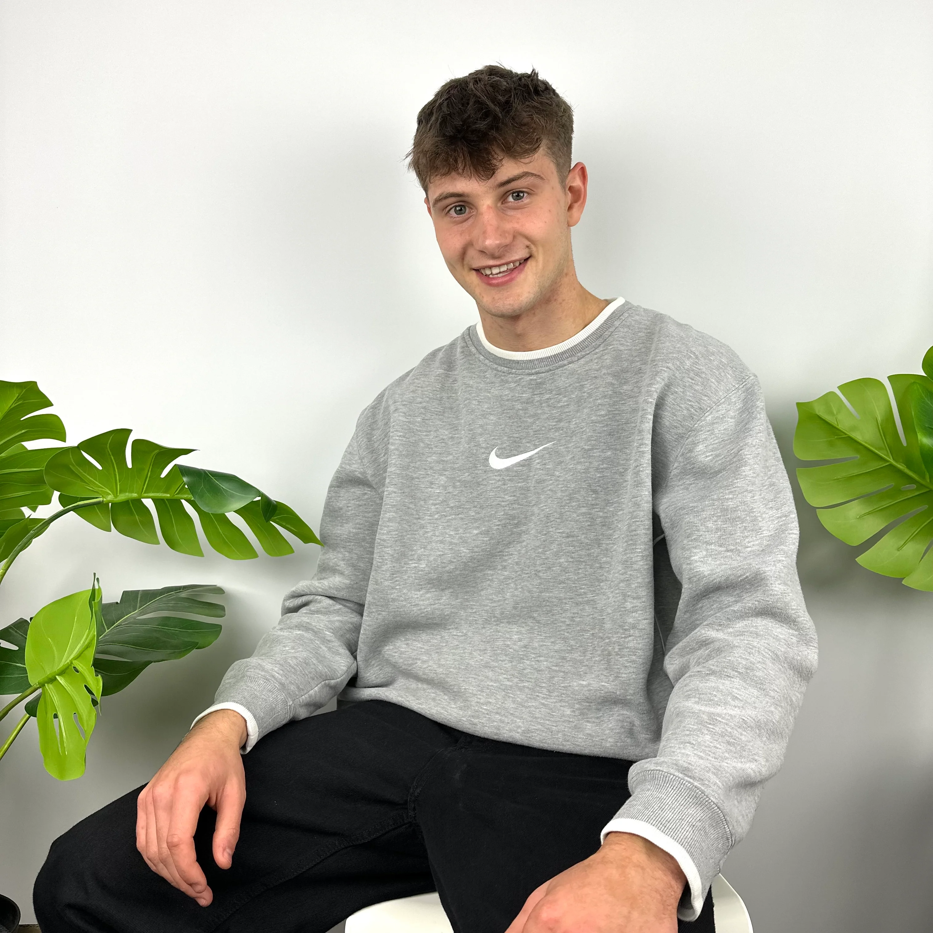 Nike Grey Embroidered Swoosh Sweatshirt (XL) - Image 3