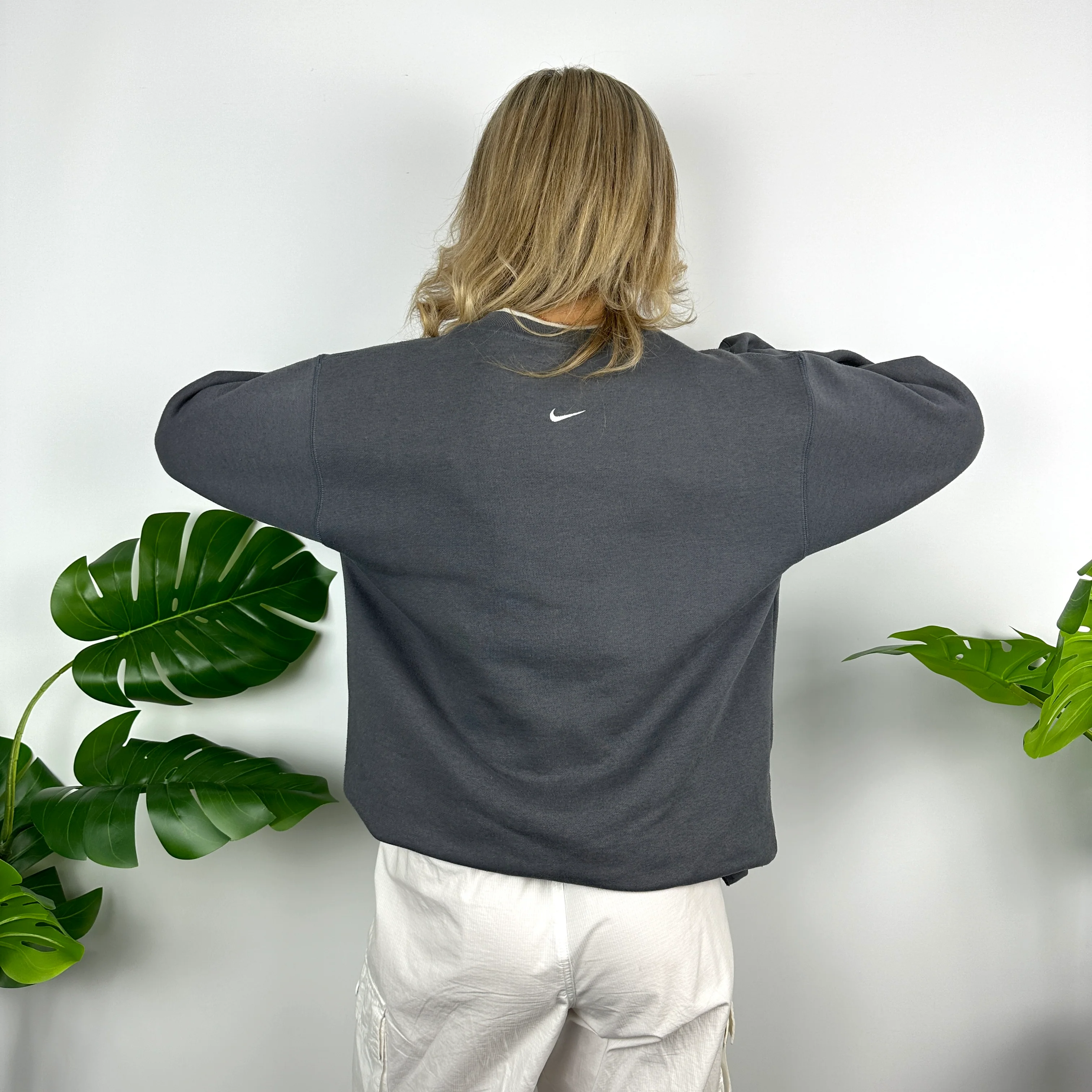 Nike Grey Embroidered Swoosh Sweatshirt (M) - Image 4