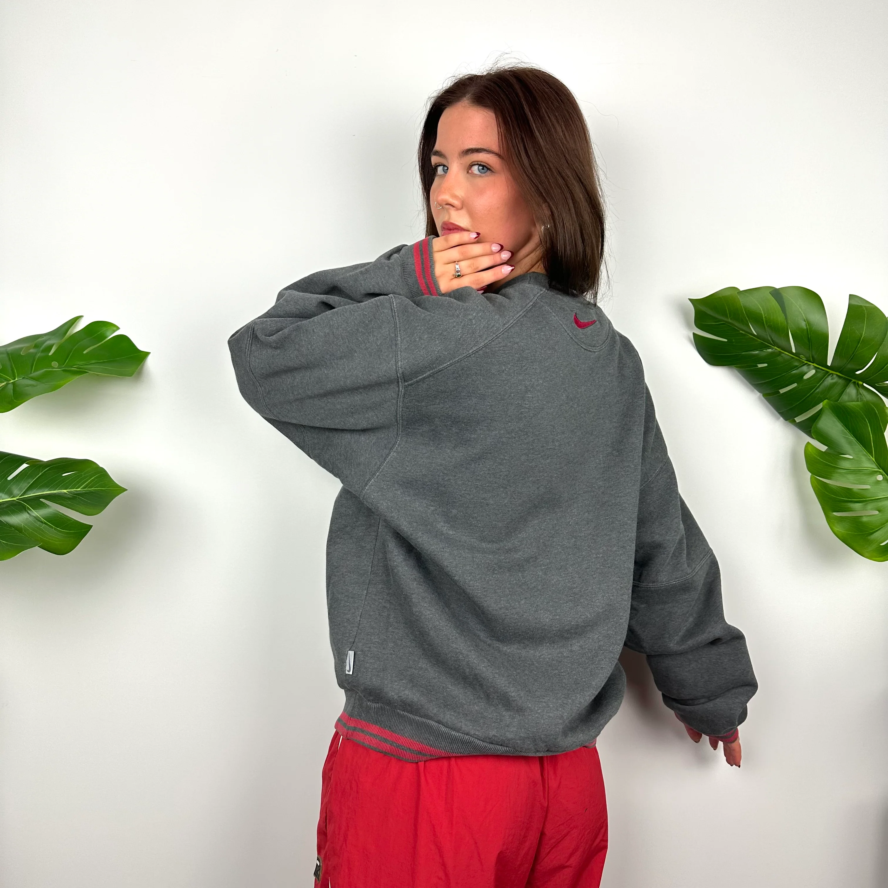 Nike Grey Embroidered Swoosh Sweatshirt (M) - Image 4
