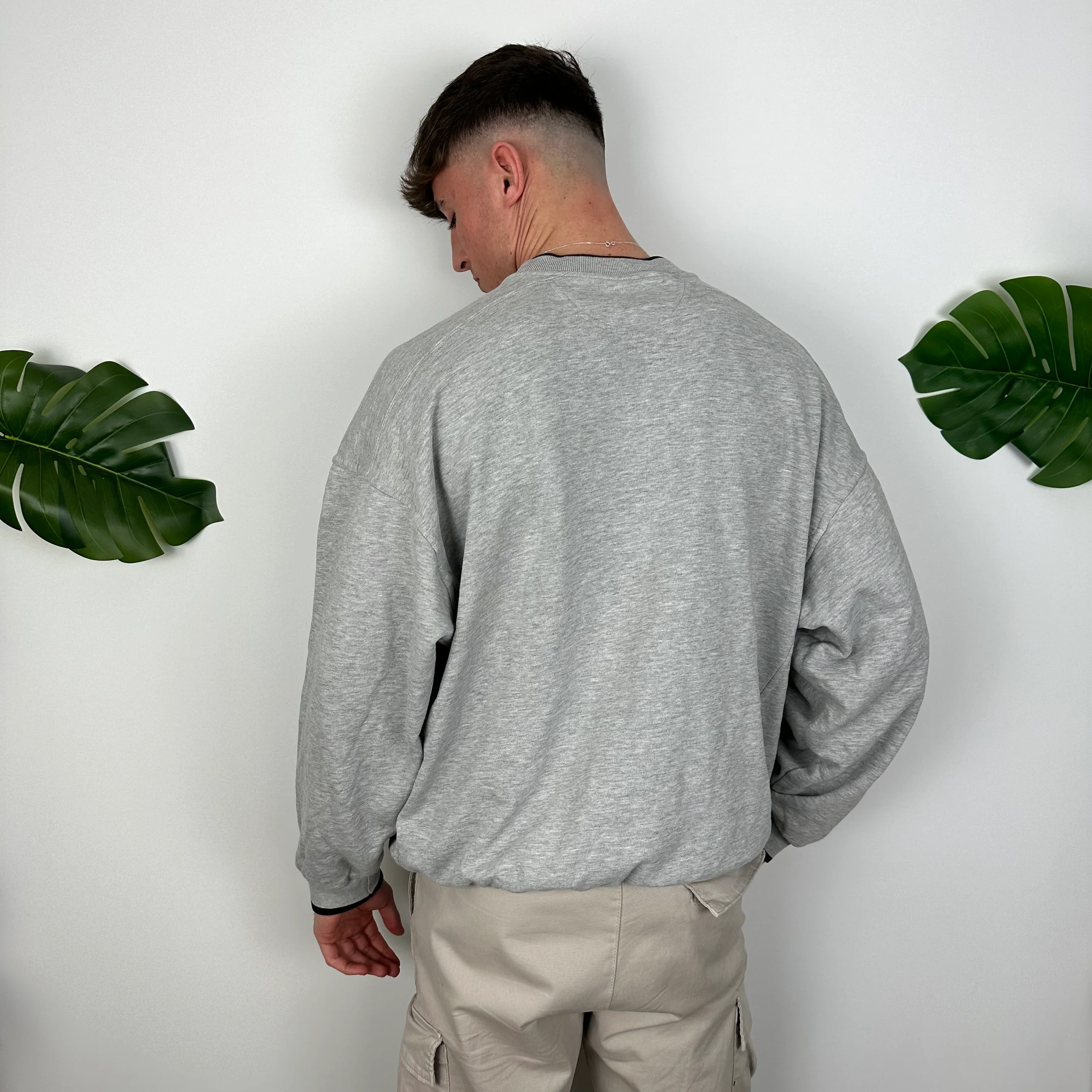 Nike Grey Embroidered Swoosh Sweatshirt (XL) - Image 5