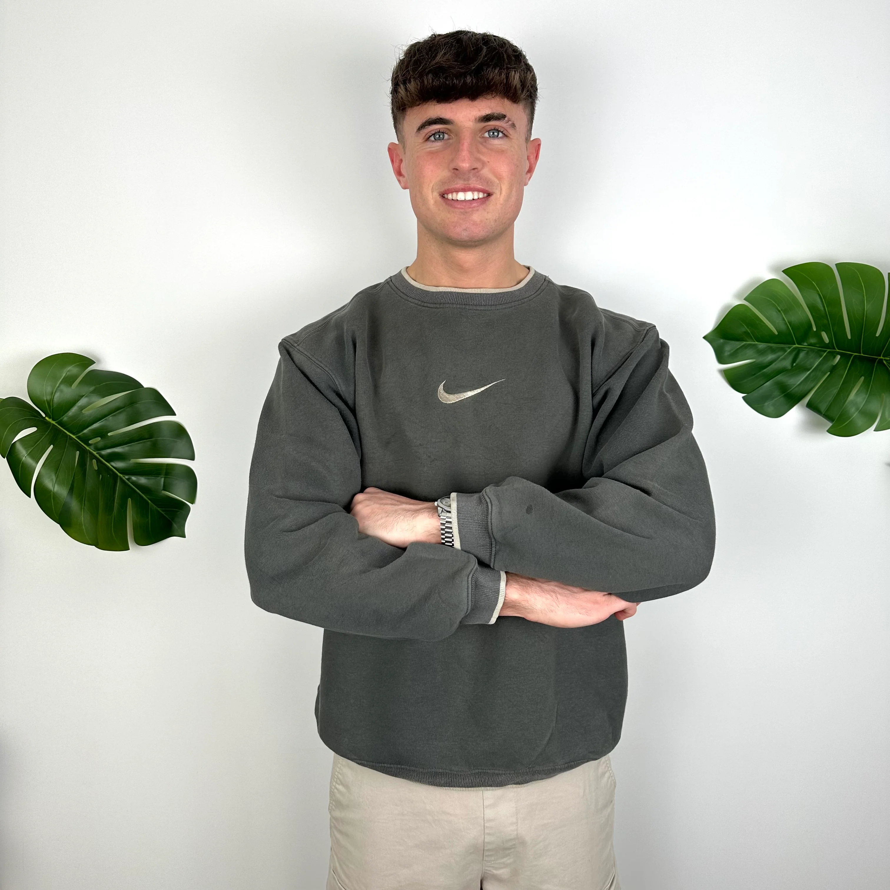 Nike Grey Embroidered Swoosh Sweatshirt (L) - Image 4