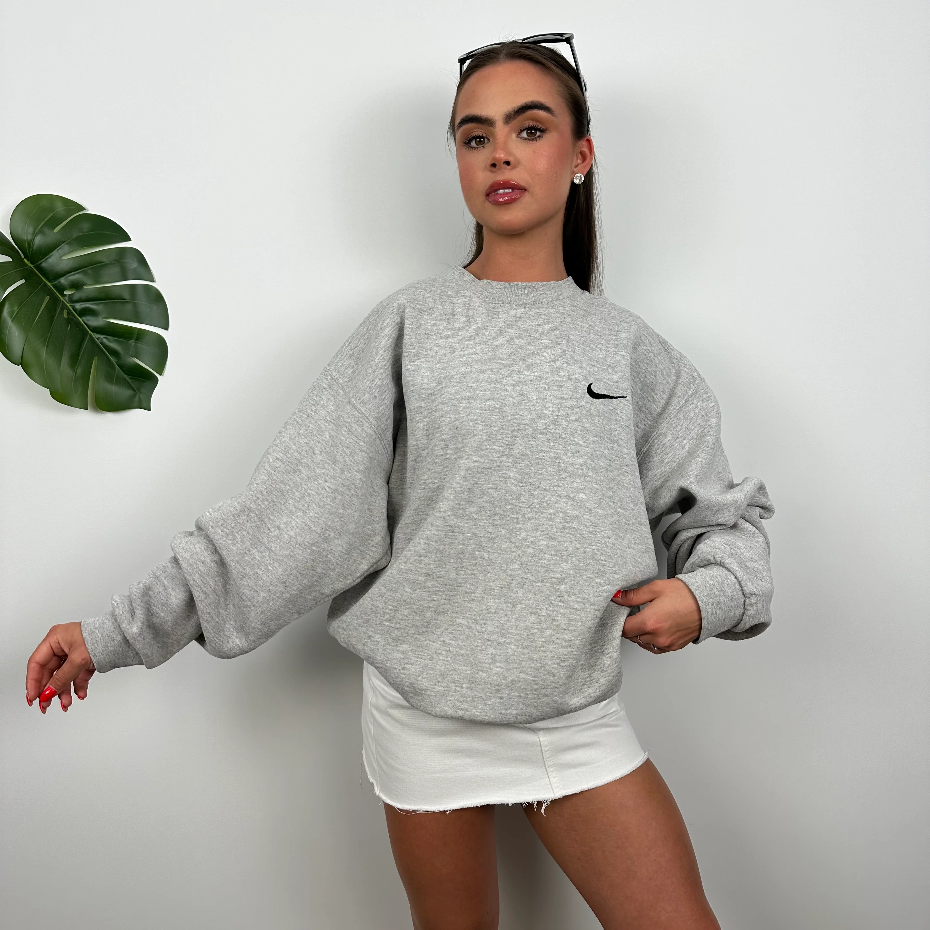 Nike Grey Embroidered Swoosh Sweatshirt (XL) - Image 4