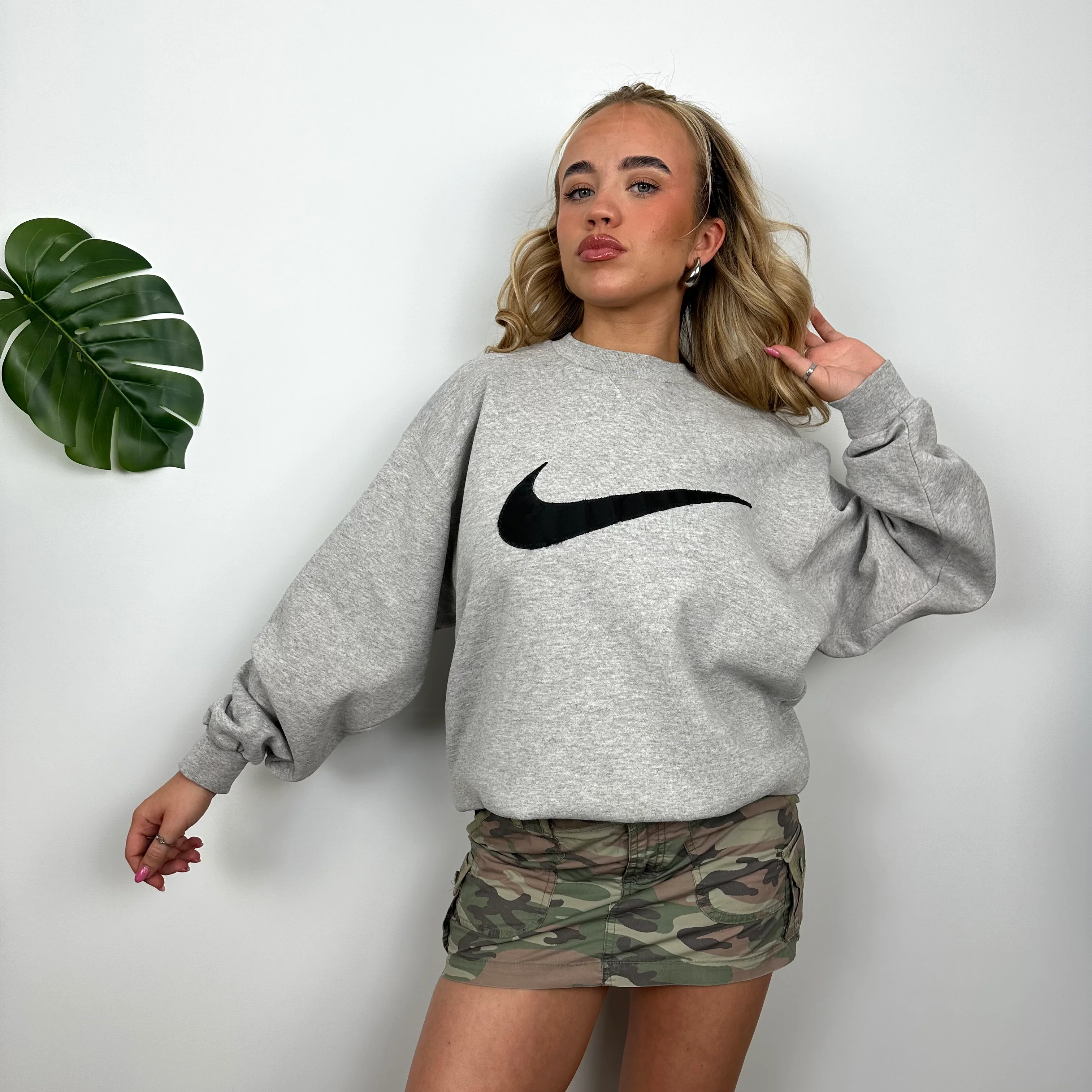 Nike Grey Embroidered Swoosh Sweatshirt (L) - Image 2
