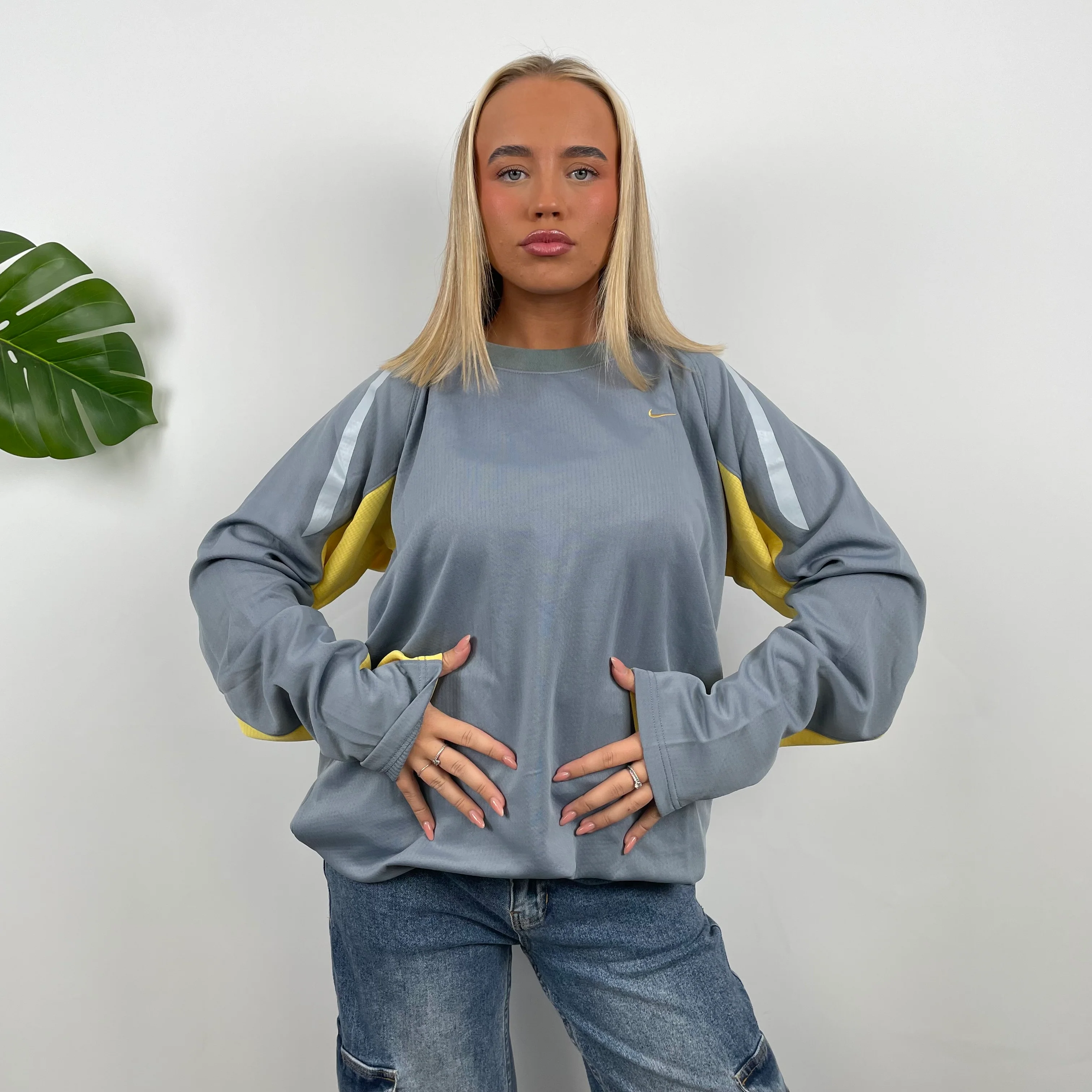Nike Grey Embroidered Swoosh Sweatshirt (XL) - Image 2