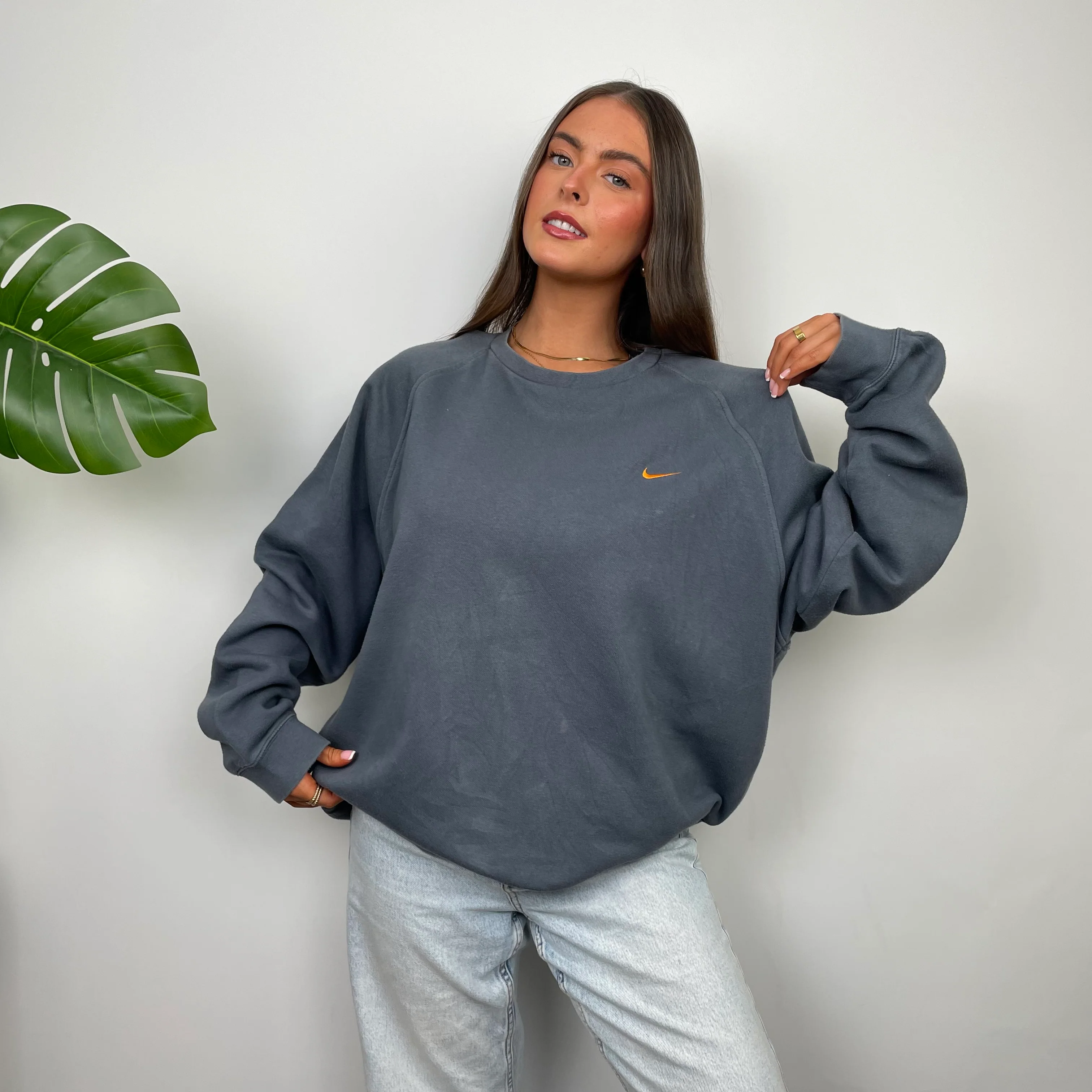 Nike Grey Embroidered Swoosh Sweatshirt (L) - Image 5