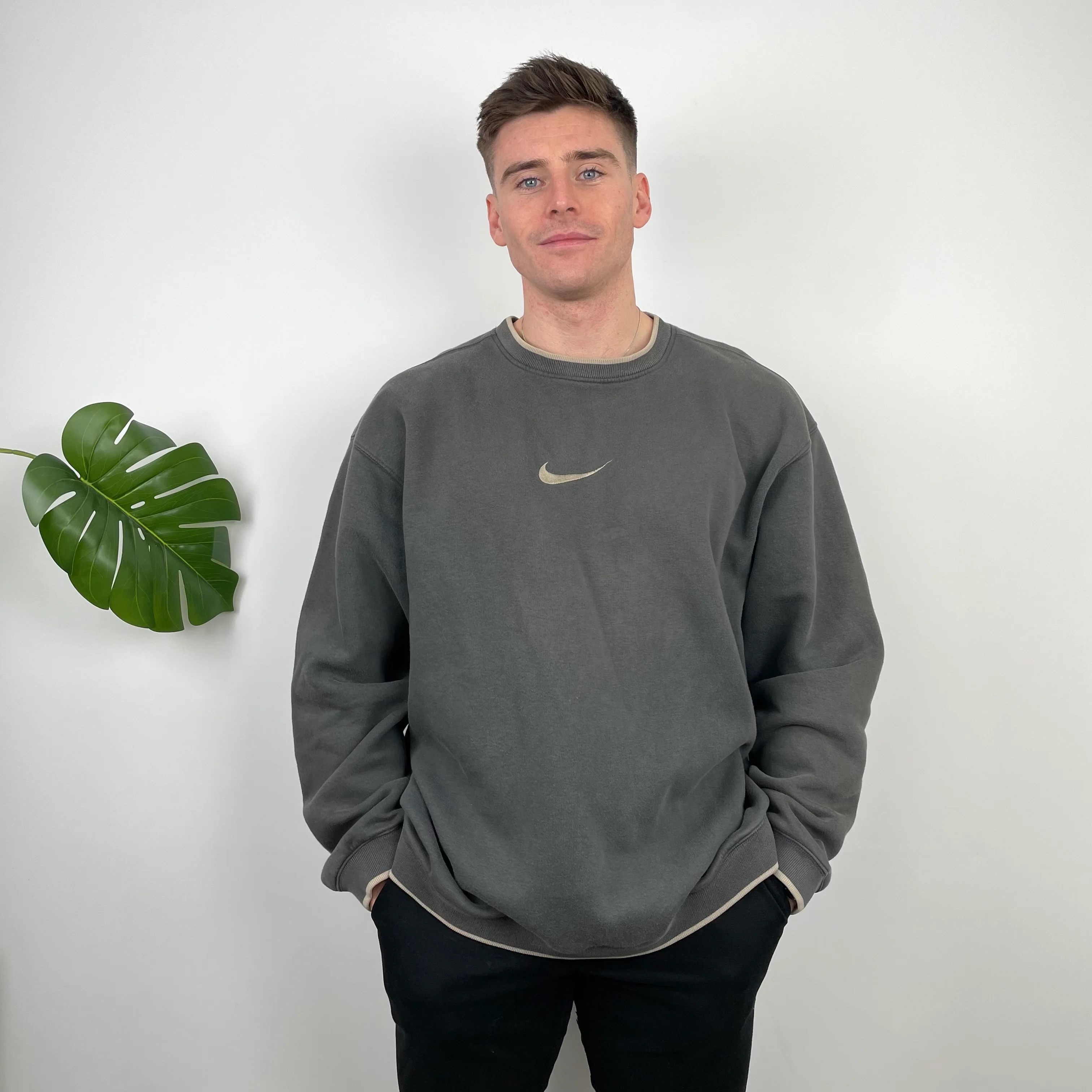 Nike Grey Embroidered Swoosh Sweatshirt (XL) - Image 3
