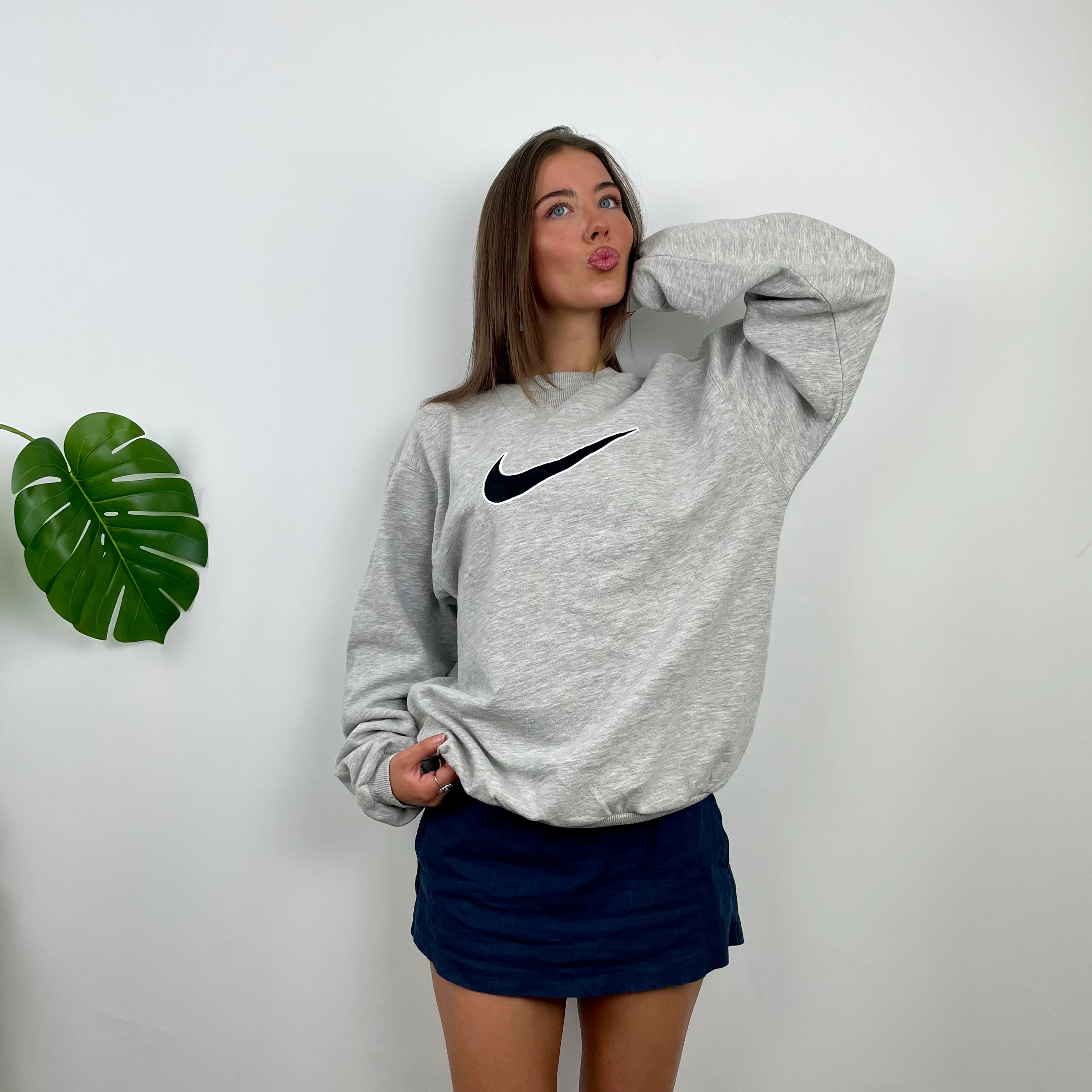 Nike Grey Embroidered Swoosh Sweatshirt (M) - Image 5