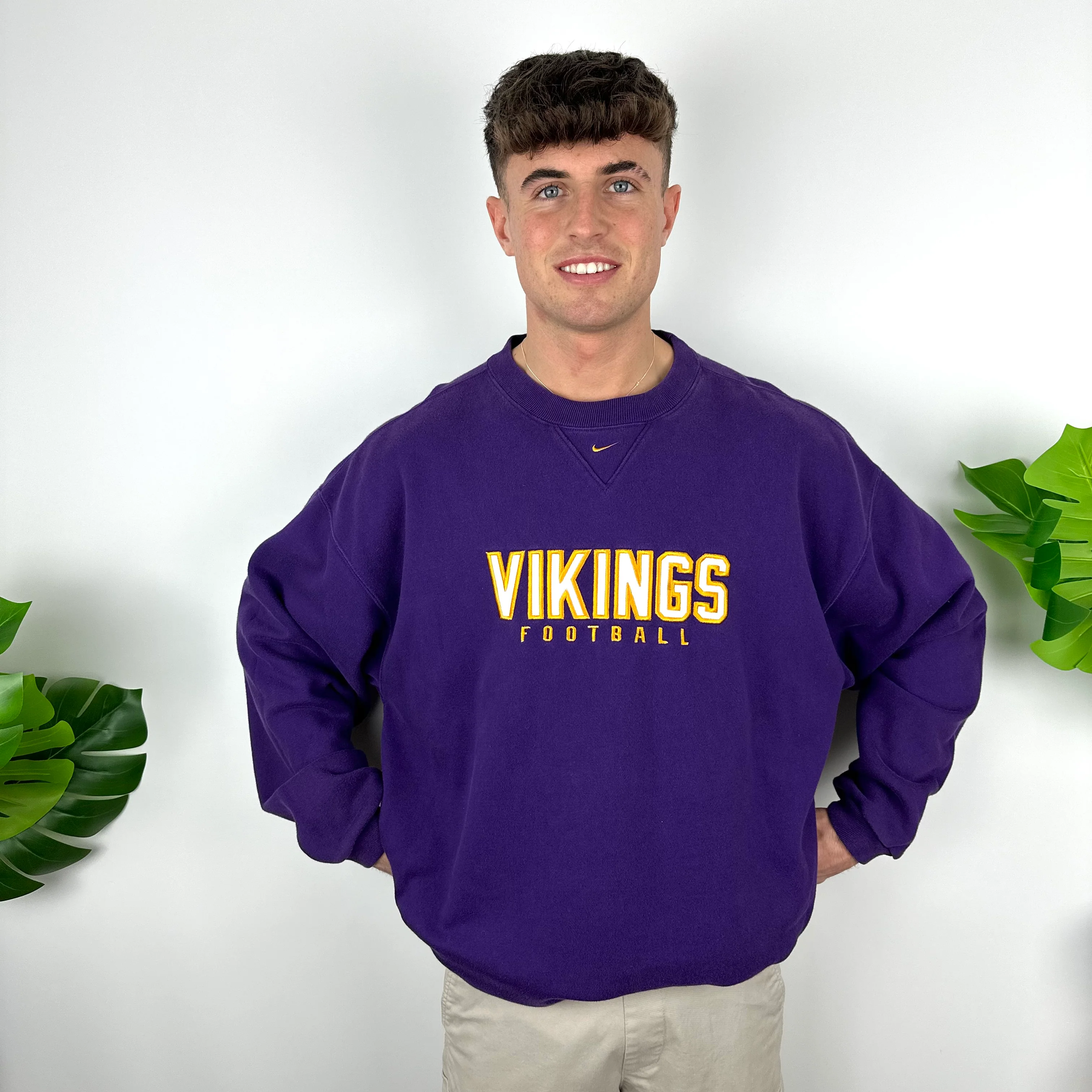 Nike Minnesota Vikings Purple Embroidered Spell Out Sweatshirt (XL) - Image 5