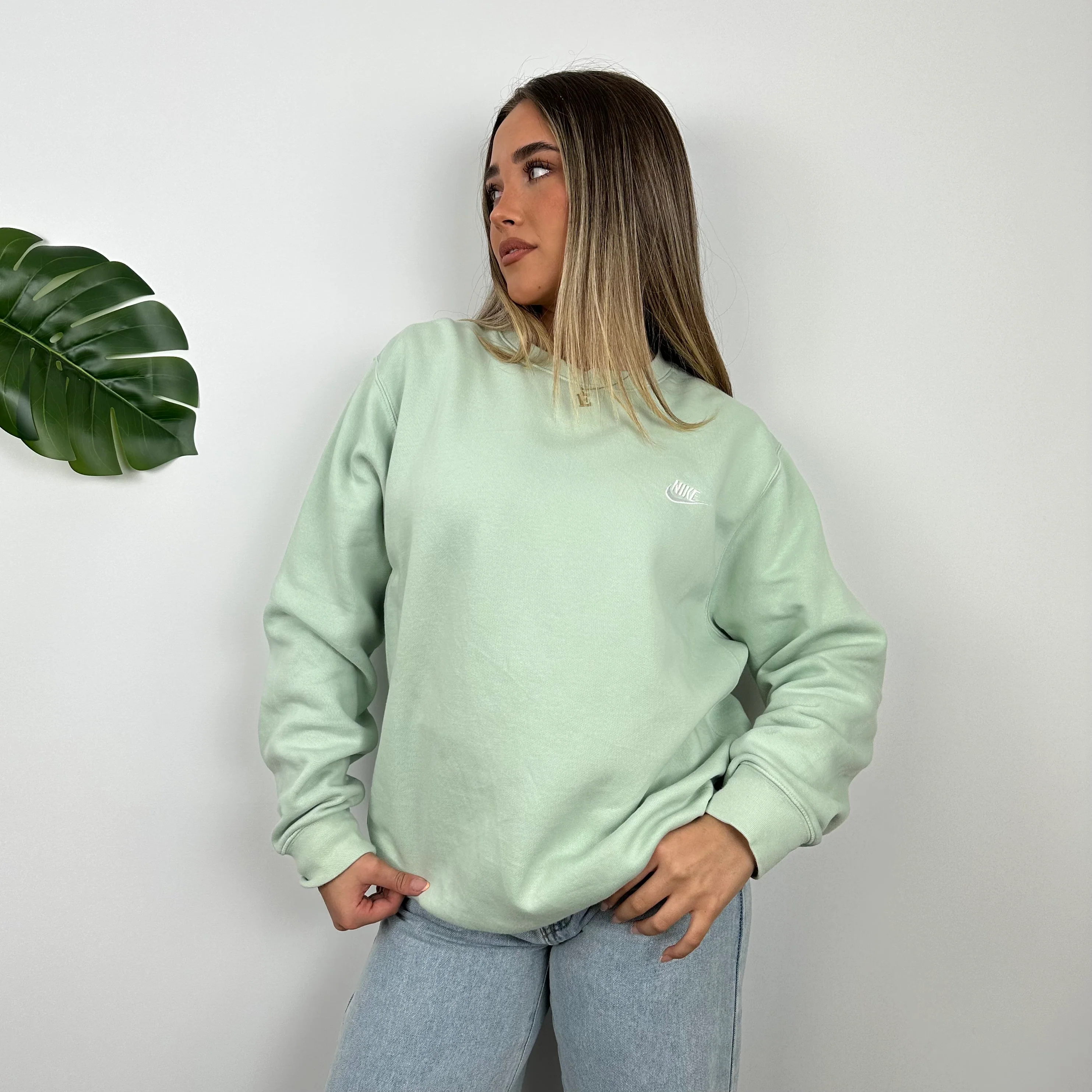 Nike Mint Green Embroidered Sweatshirt (L) - Image 2