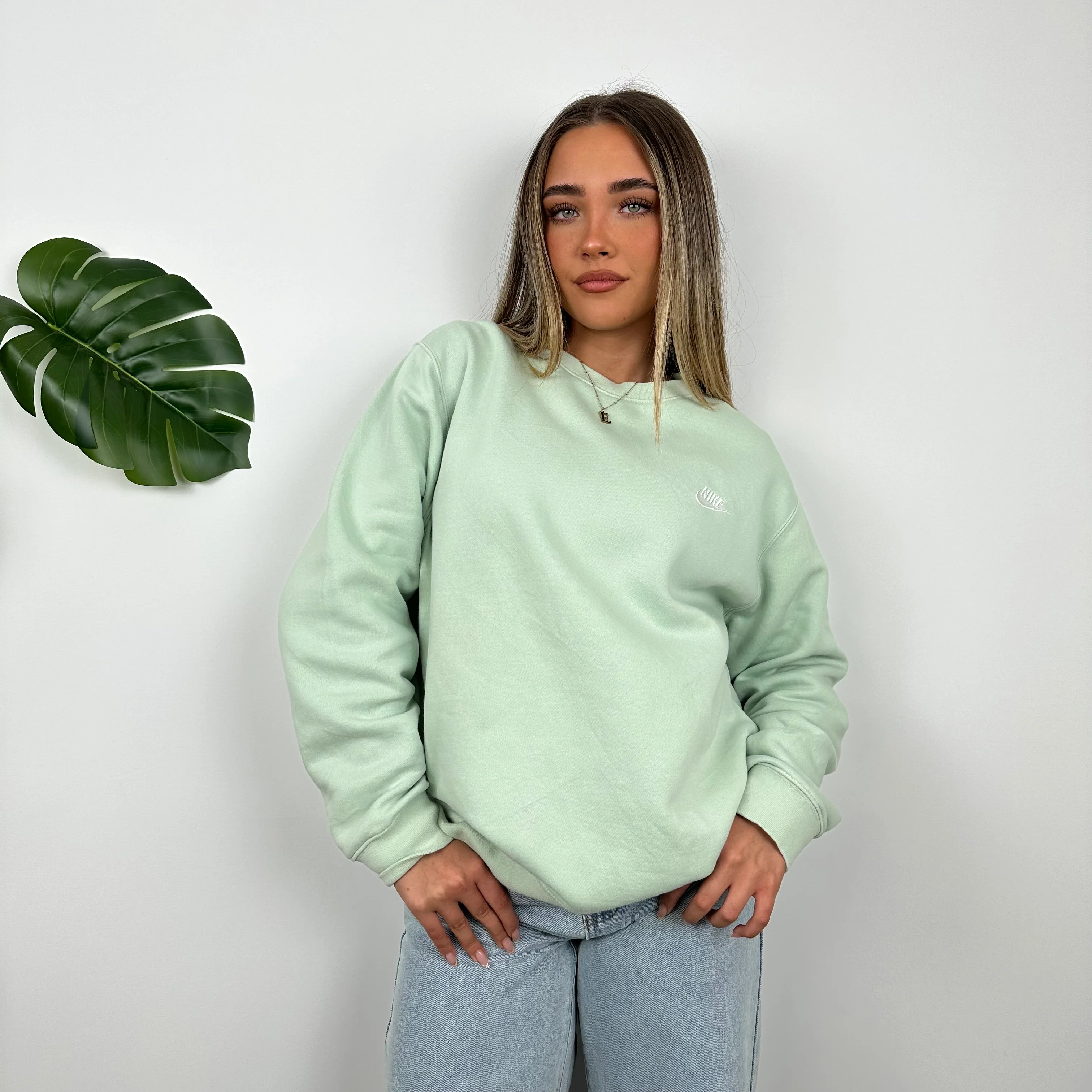 Nike Mint Green Embroidered Sweatshirt (L) - Image 6