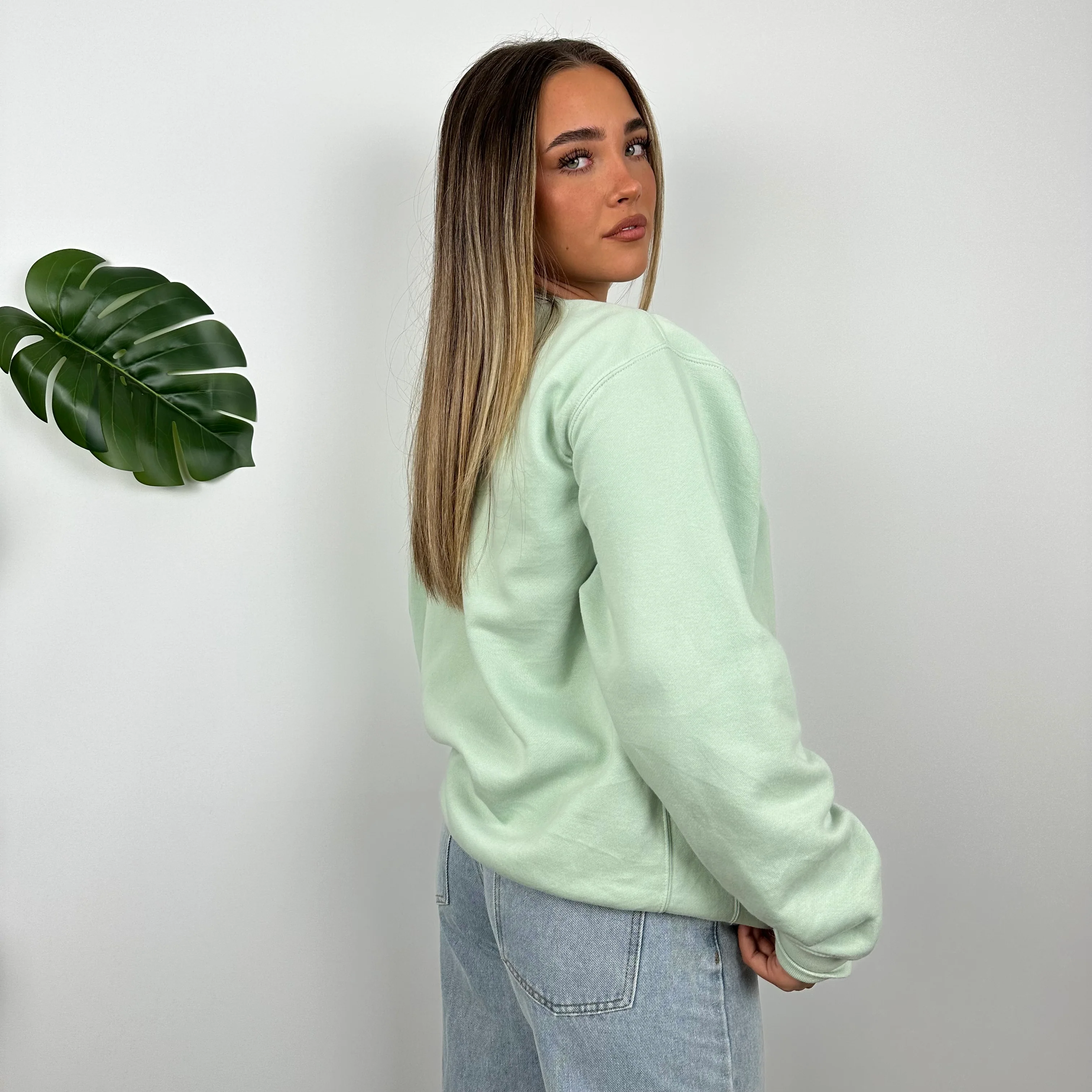 Nike Mint Green Embroidered Sweatshirt (L) - Image 7