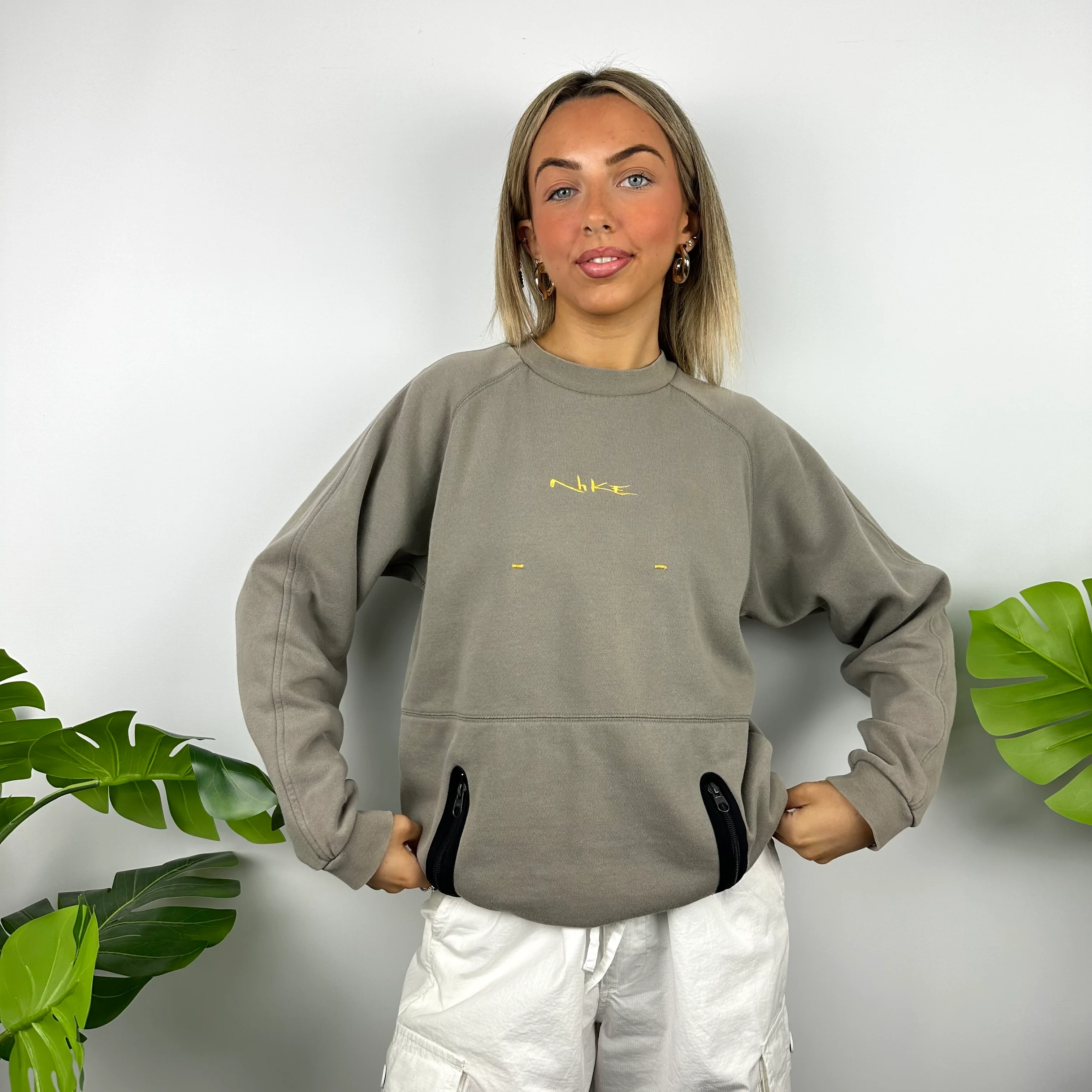 Nike Mocha Brown Embroidered Spell Out Sweatshirt (S) - Image 3
