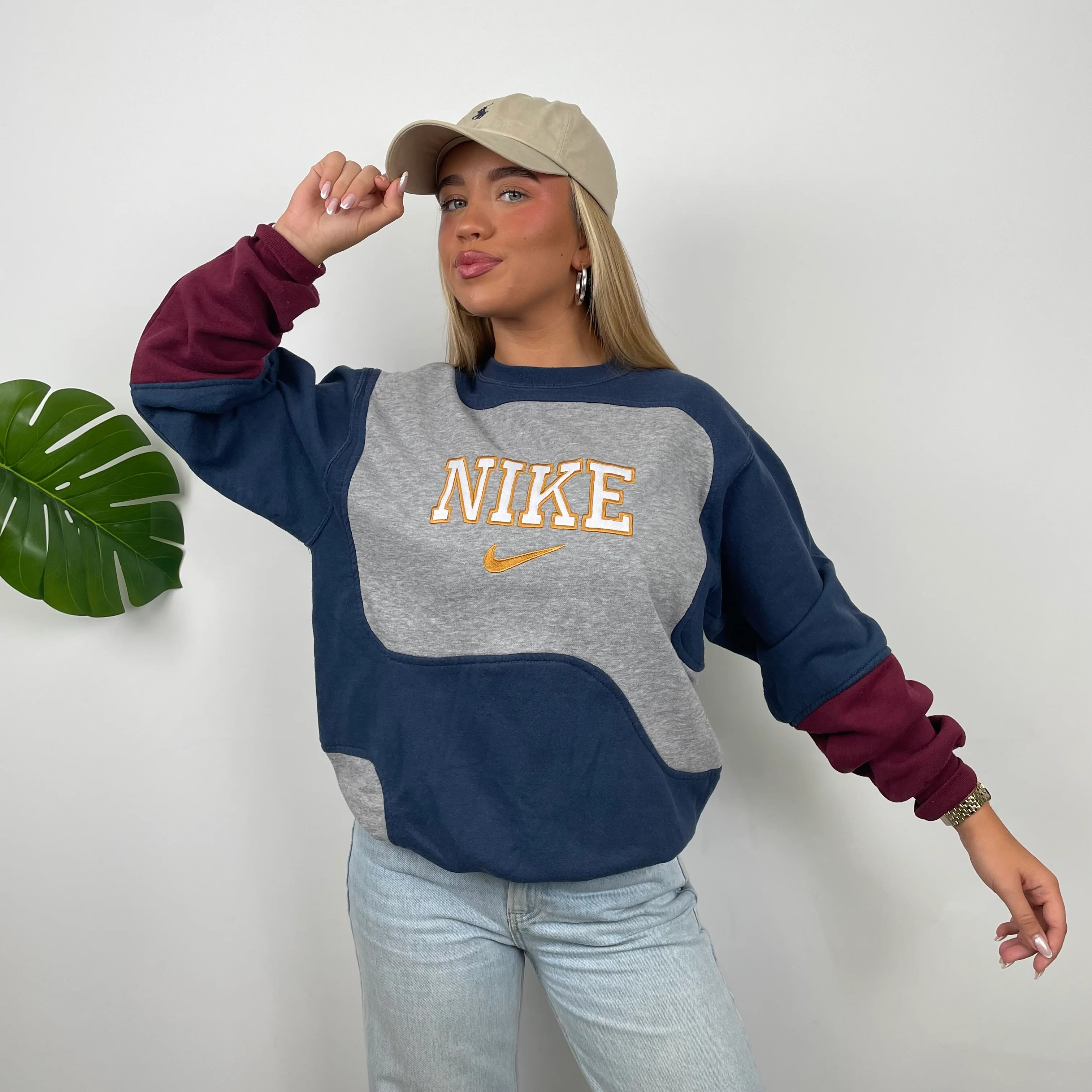 Nike Multi Coloured Embroidered Spell Out Sweatshirt (M) - Image 4