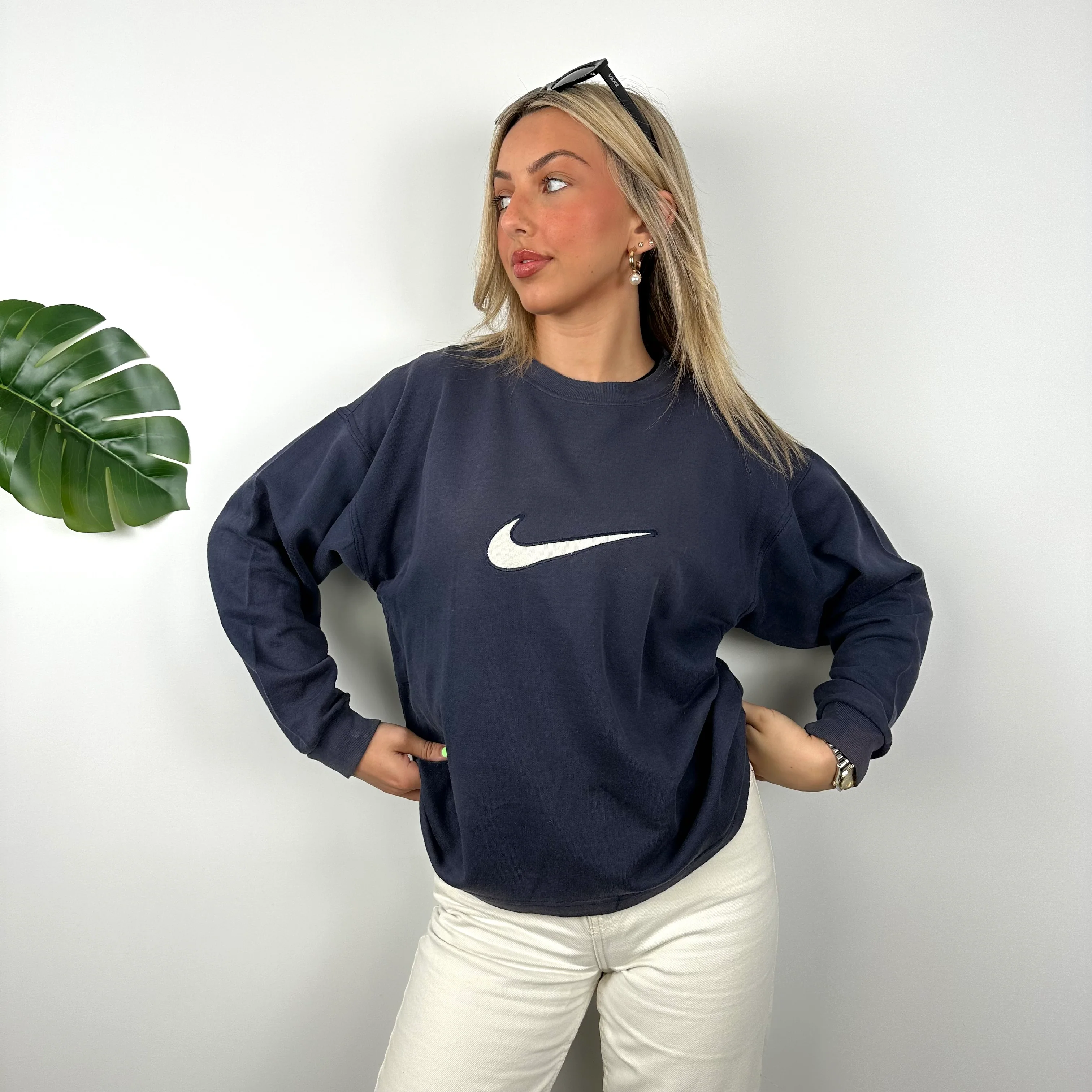 Nike Navy Embroidered Centre Swoosh Sweatshirt (M) - Image 4