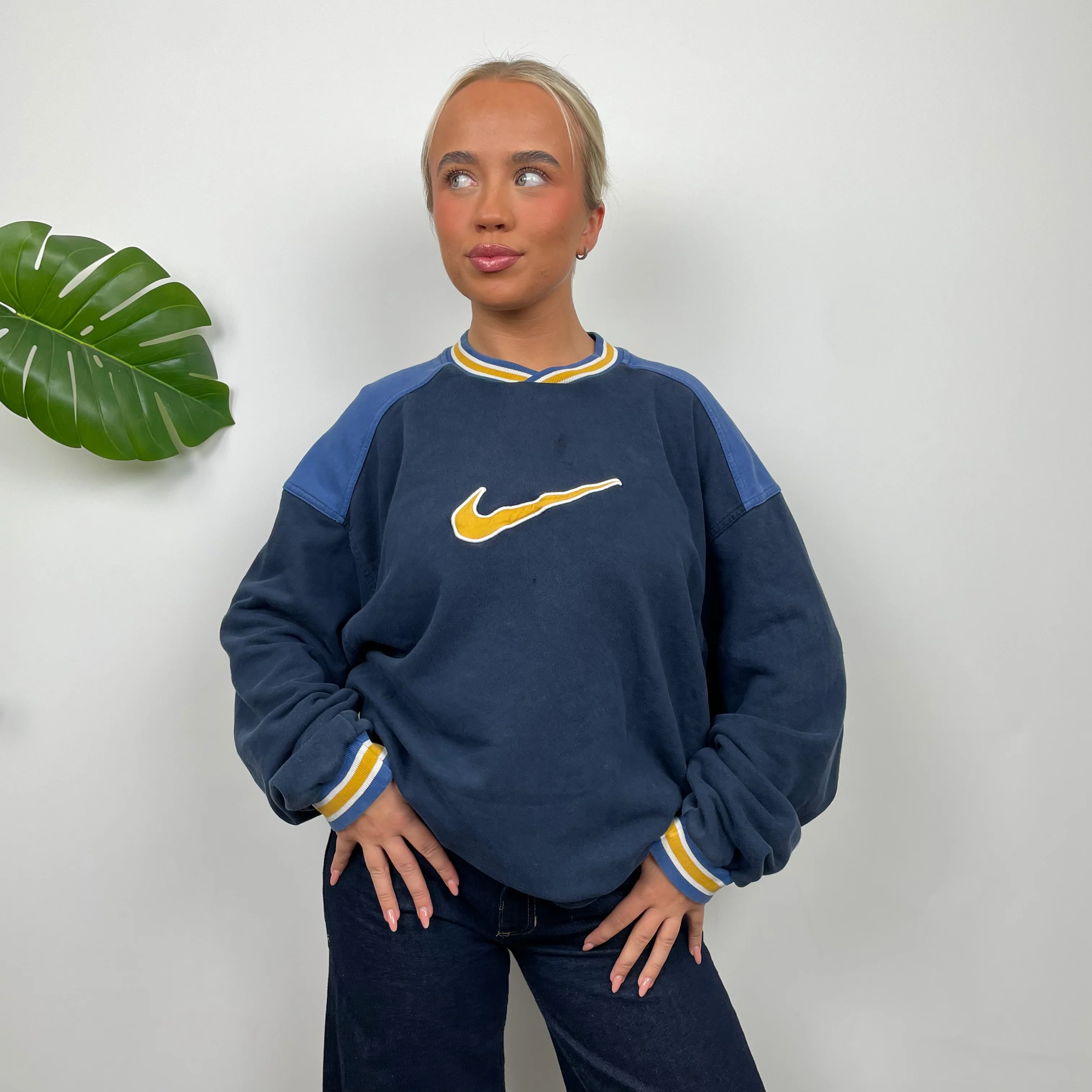 Nike Navy Embroidered Centre Swoosh Sweatshirt (L) - Image 5