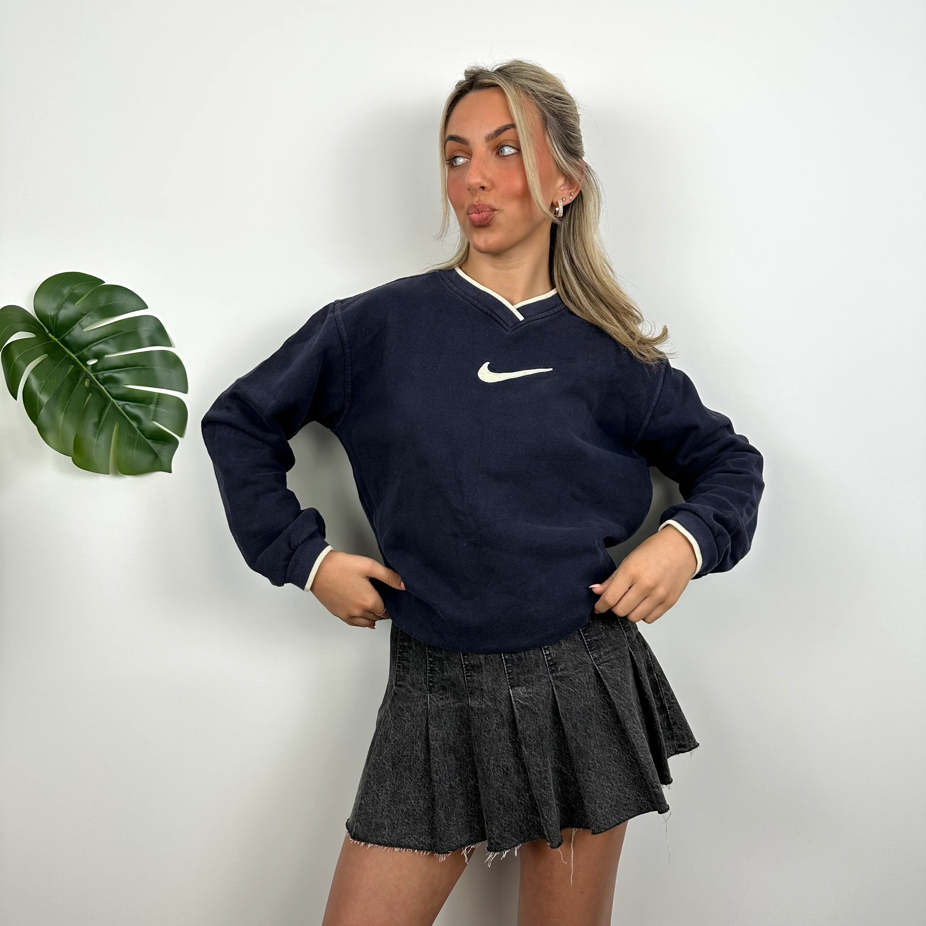 Nike Navy Embroidered Centre Swoosh Sweatshirt (S) - Image 5