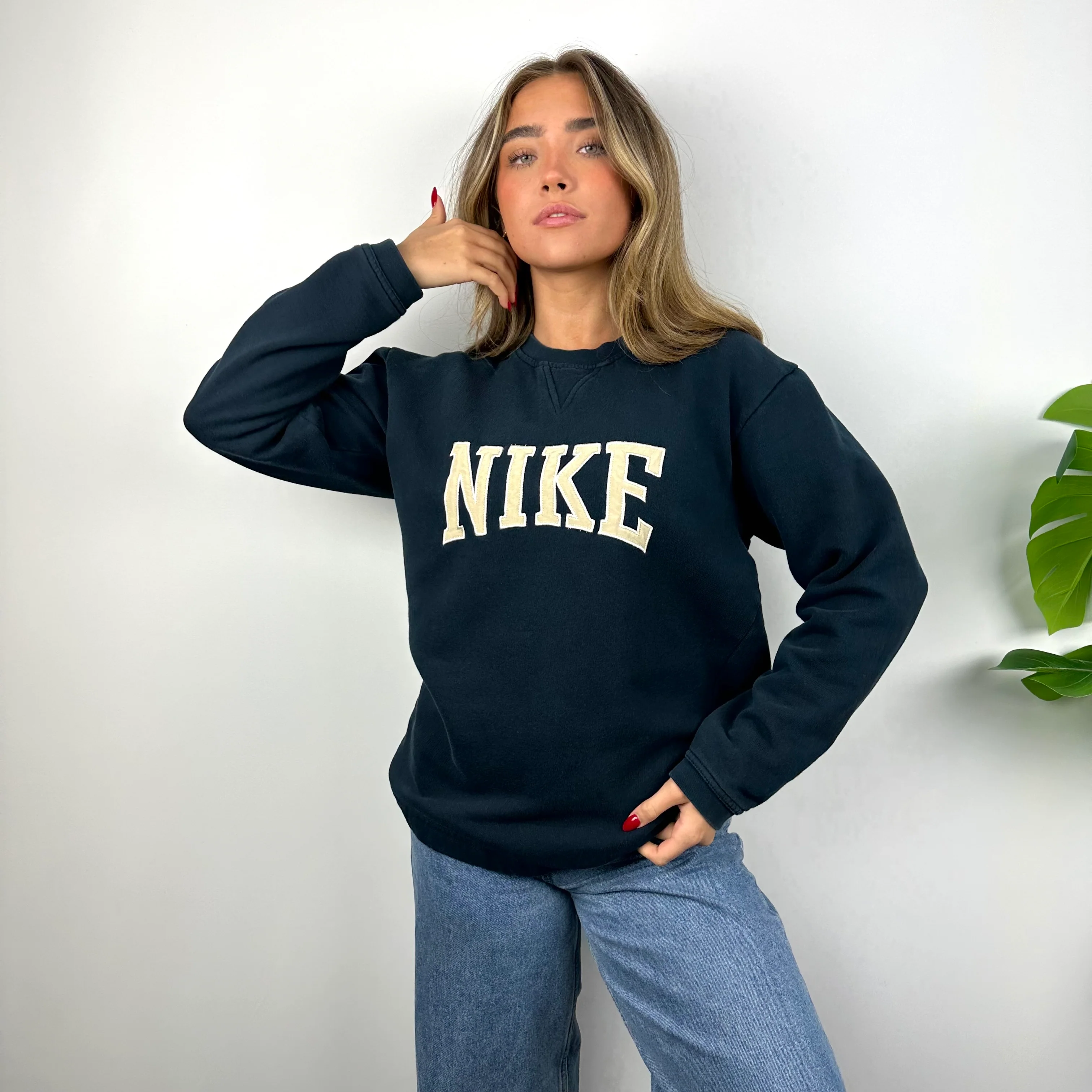 Nike Navy Embroidered Spell Out Sweatshirt (M) - Image 6