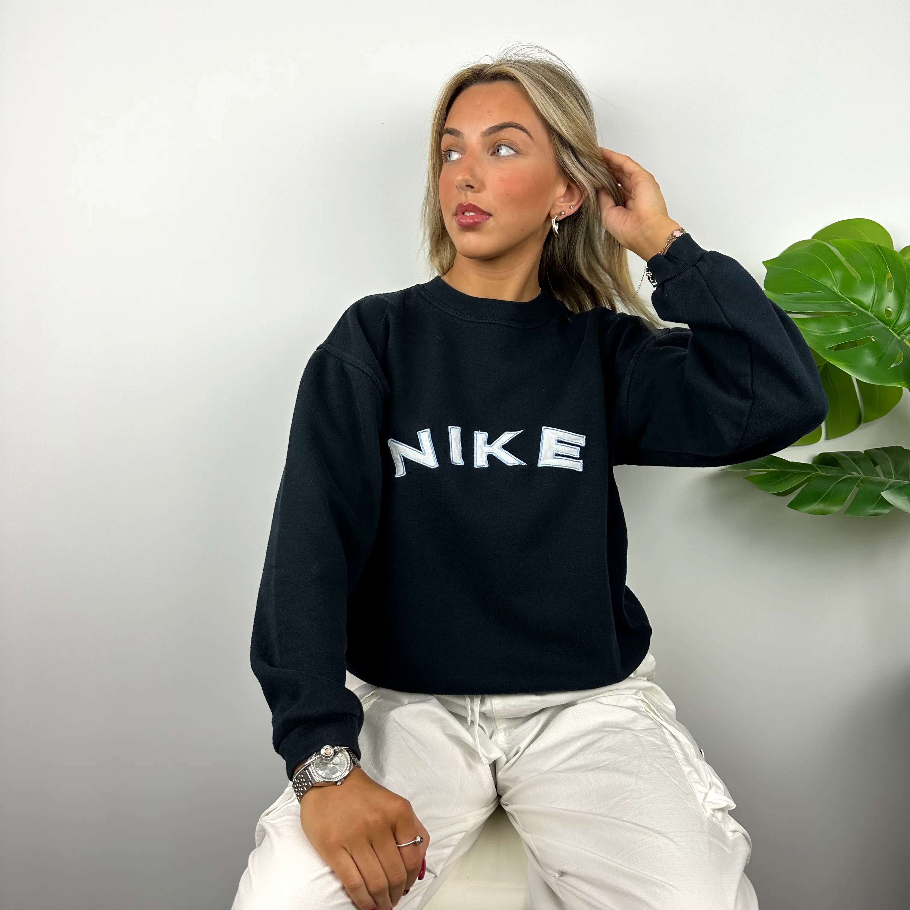 Nike Navy Embroidered Spell Out Sweatshirt (S) - Image 4