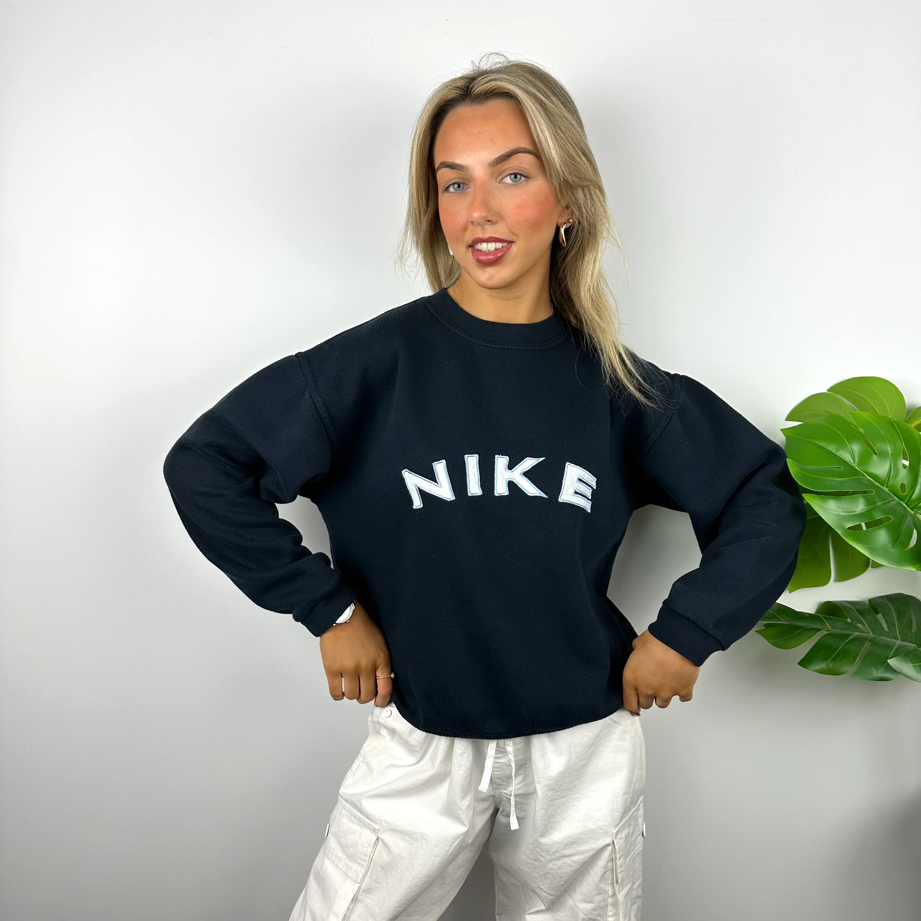 Nike Navy Embroidered Spell Out Sweatshirt (S) - Image 5