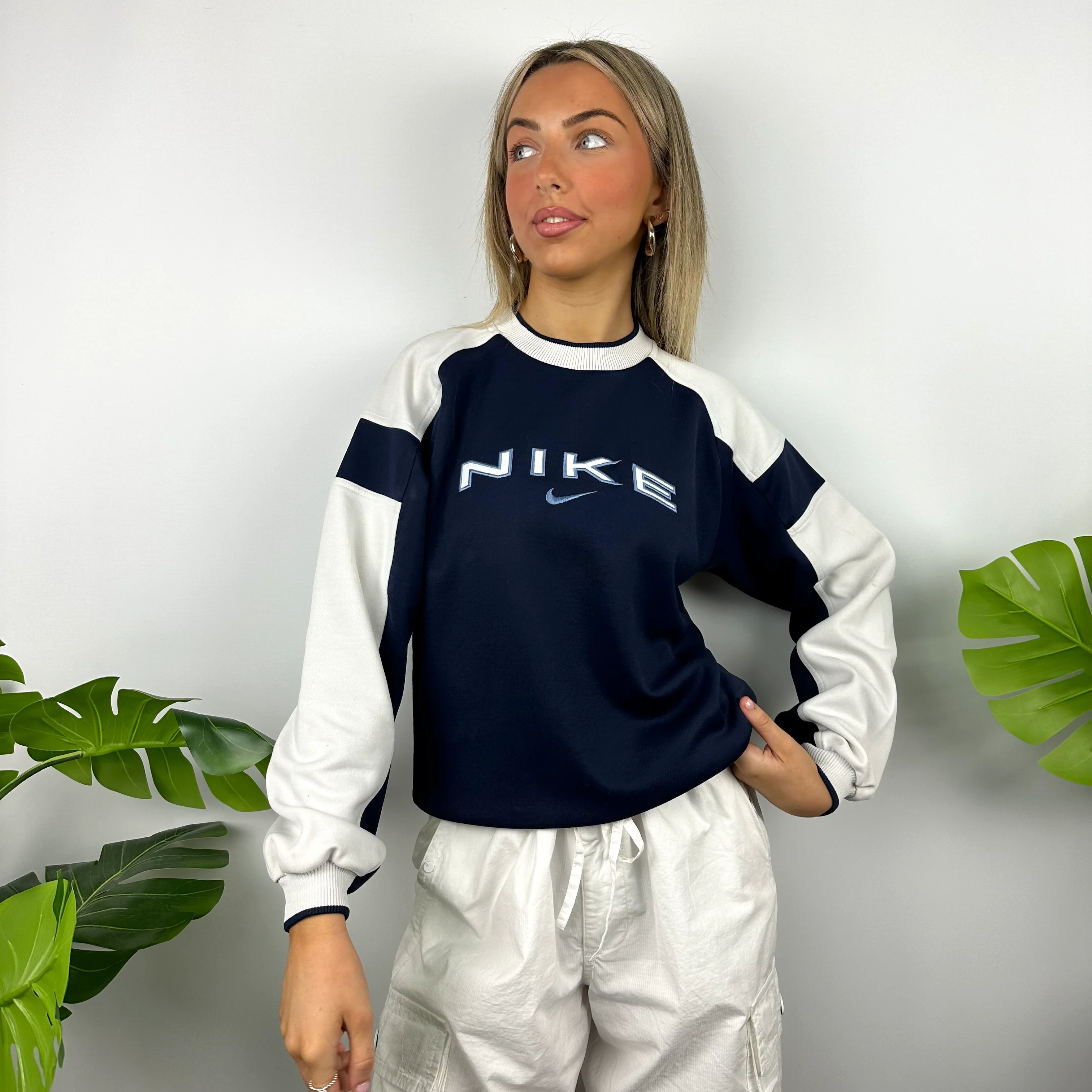 Nike Navy Embroidered Spell Out Sweatshirt (S) - Image 6