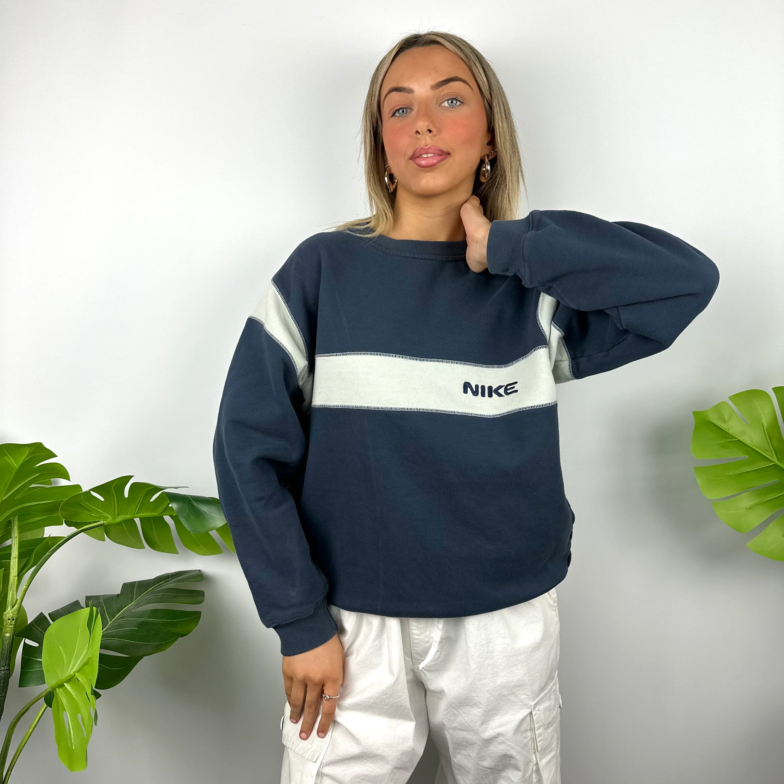 Nike Navy Embroidered Spell Out Sweatshirt (M) - Image 6