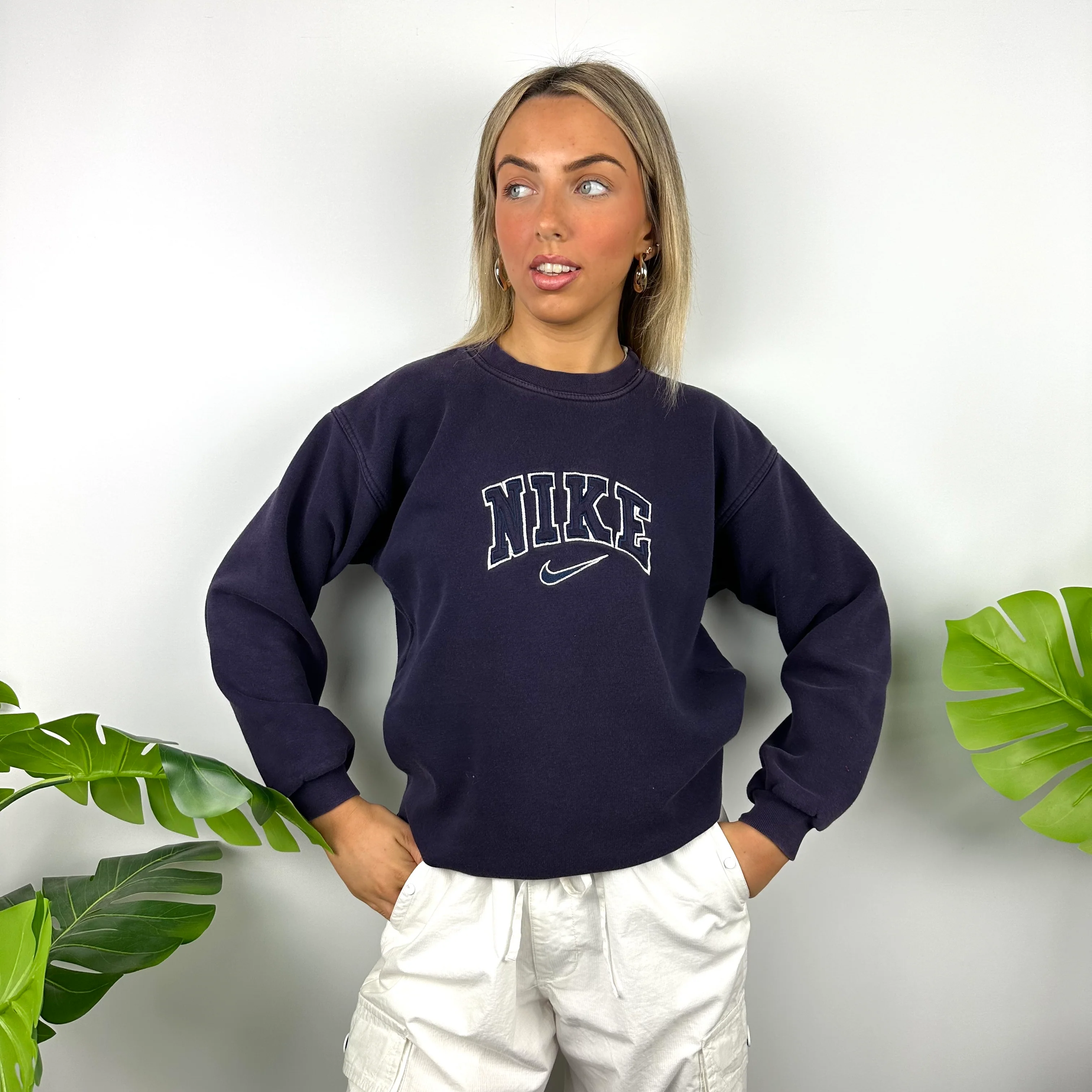 Nike Navy Embroidered Spell Out Sweatshirt (S) - Image 5