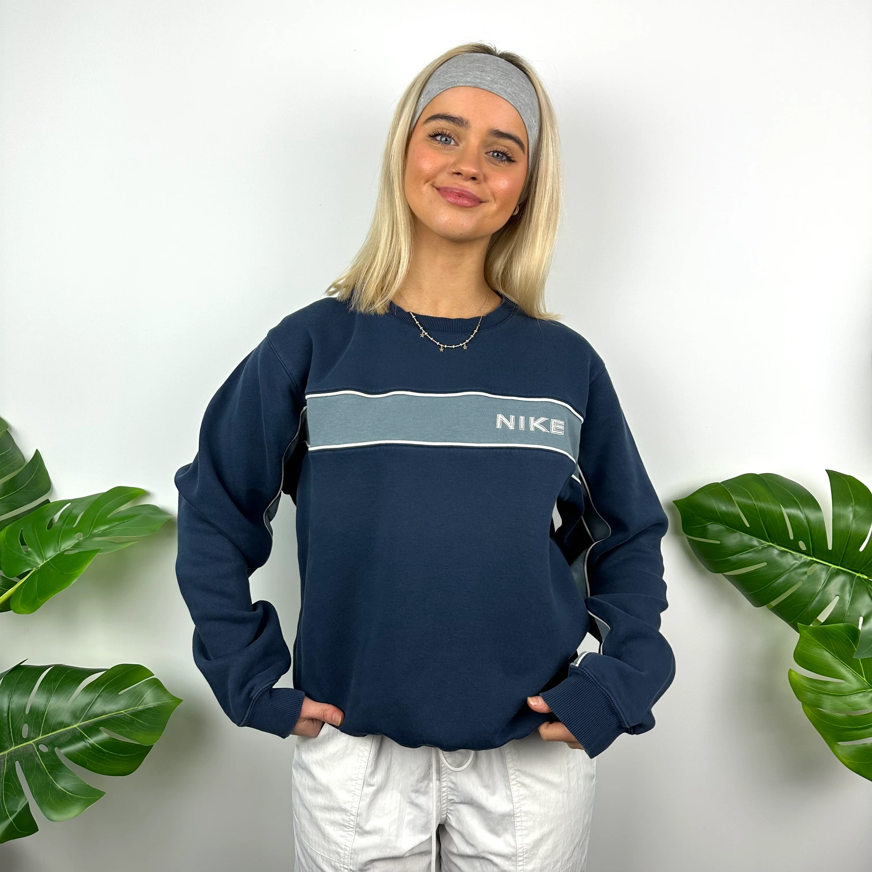 Nike Navy Embroidered Spell Out Sweatshirt (S) - Image 5