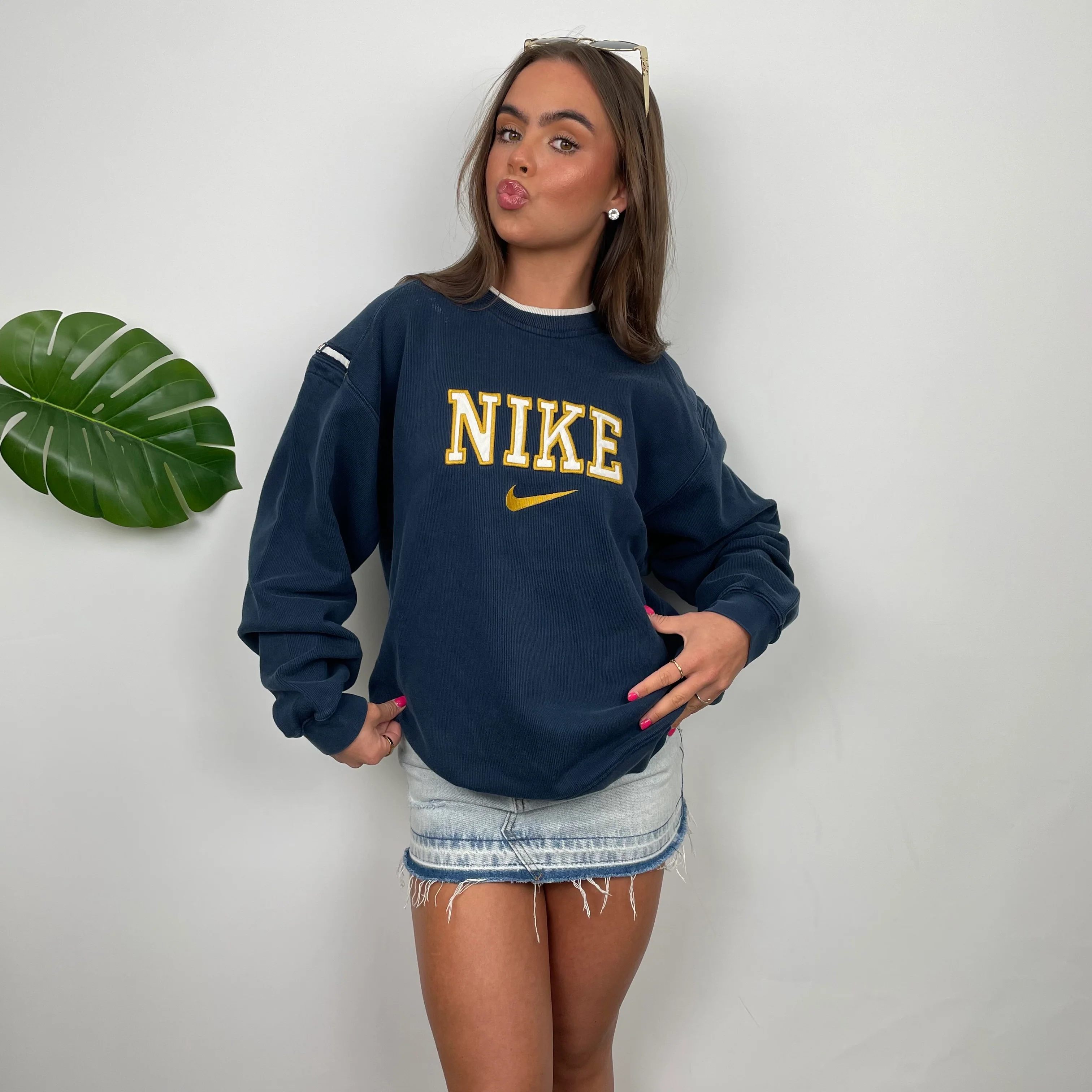 Nike Navy Embroidered Spell Out Sweatshirt (M) - Image 4