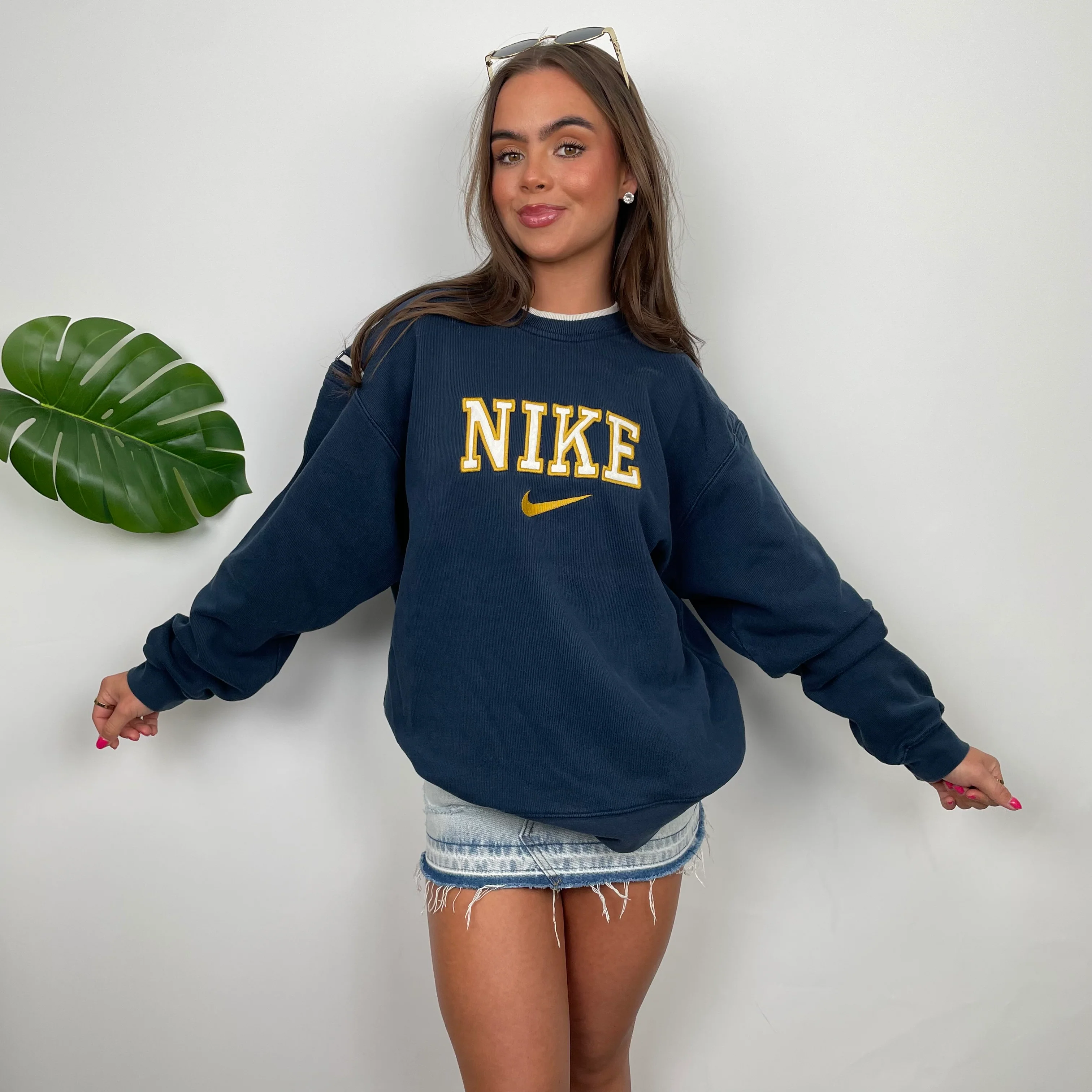 Nike Navy Embroidered Spell Out Sweatshirt (M) - Image 5