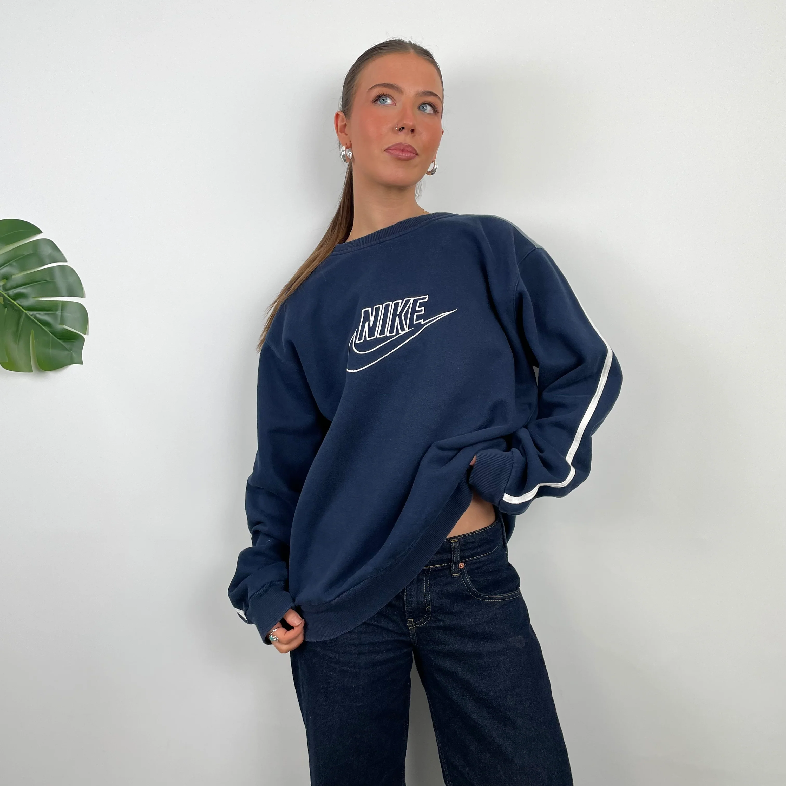 Nike Navy Embroidered Spell Out Sweatshirt (XL) - Image 5