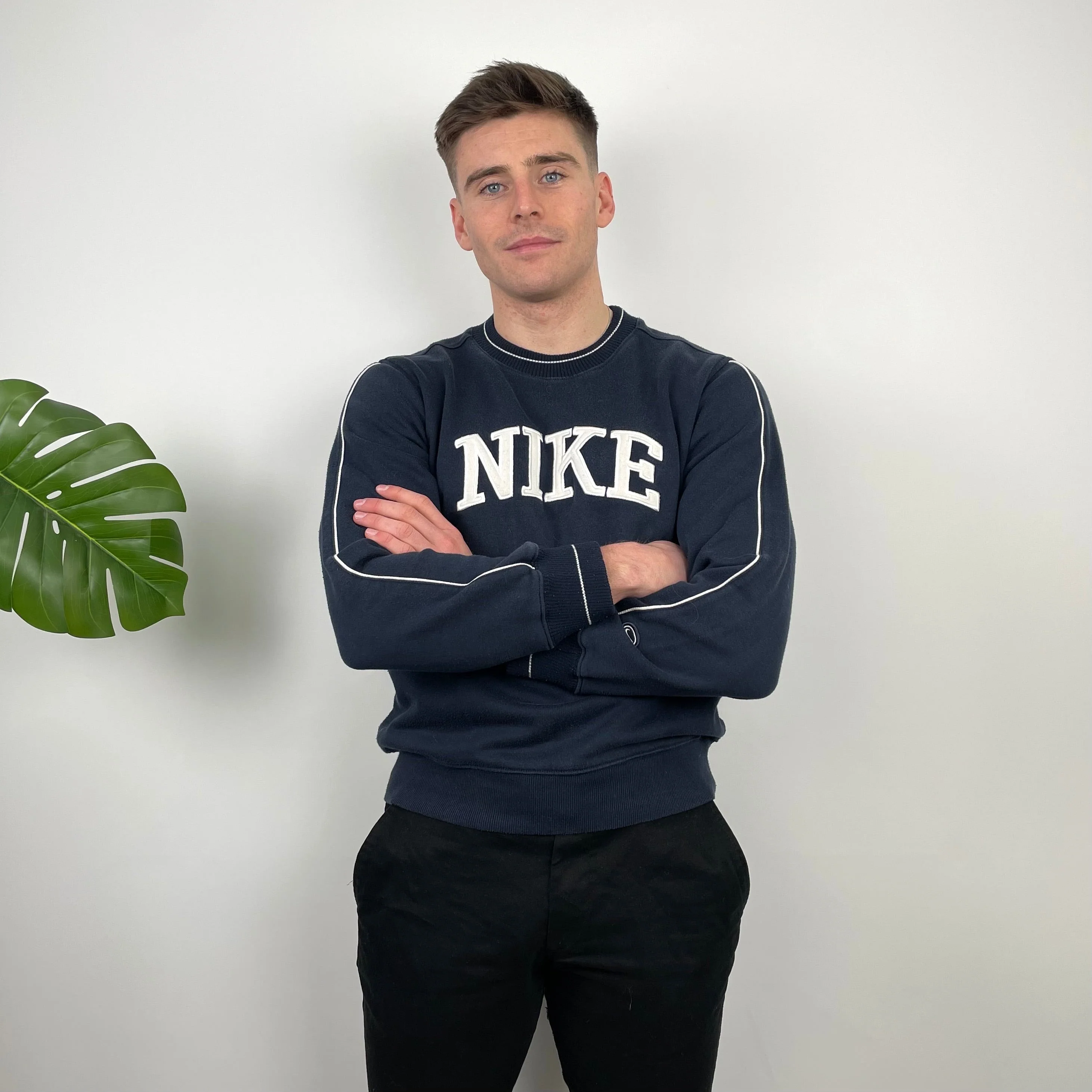 Nike Navy Embroidered Spell Out Sweatshirt (L)
