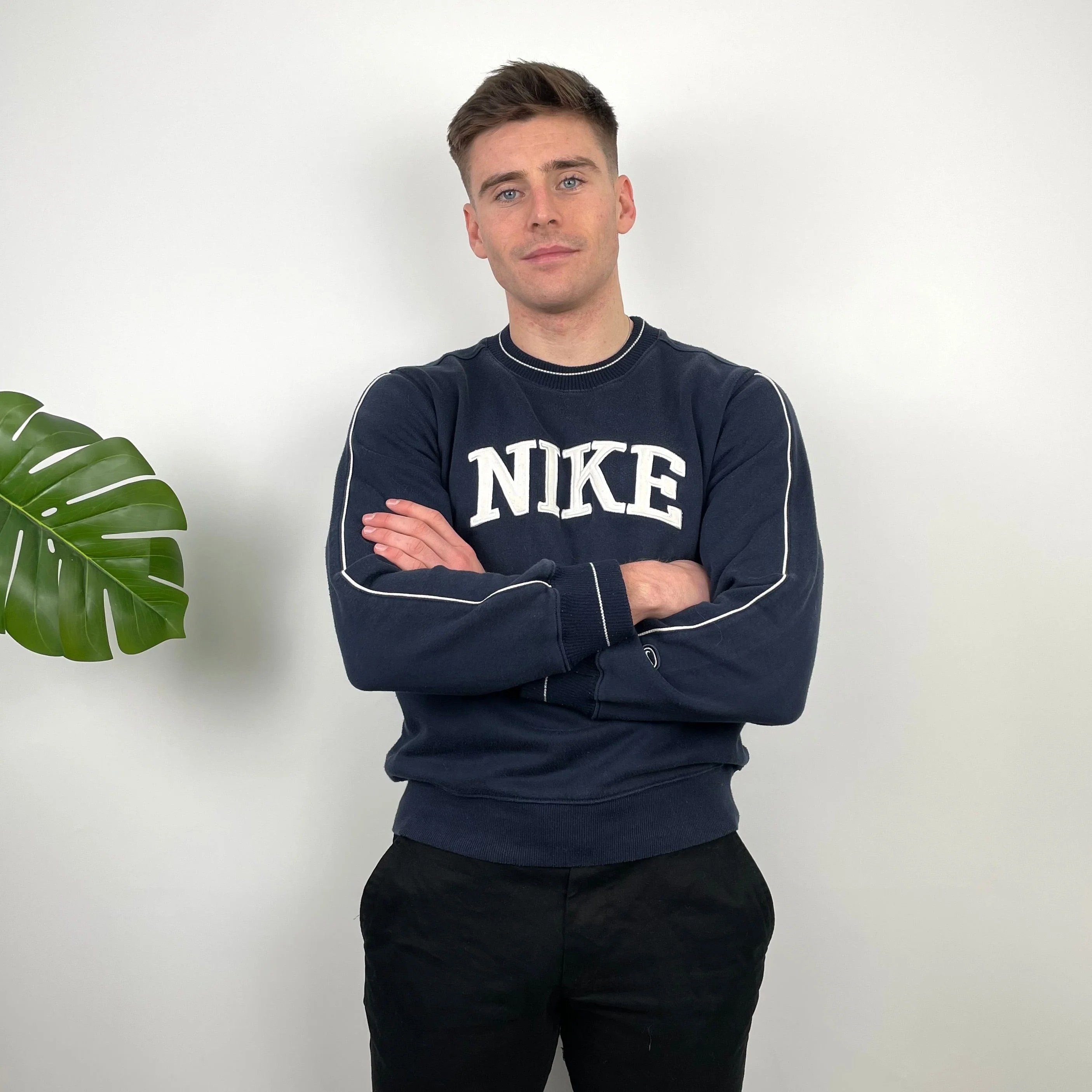 Nike Navy Embroidered Spell Out Sweatshirt (L) - Image 4