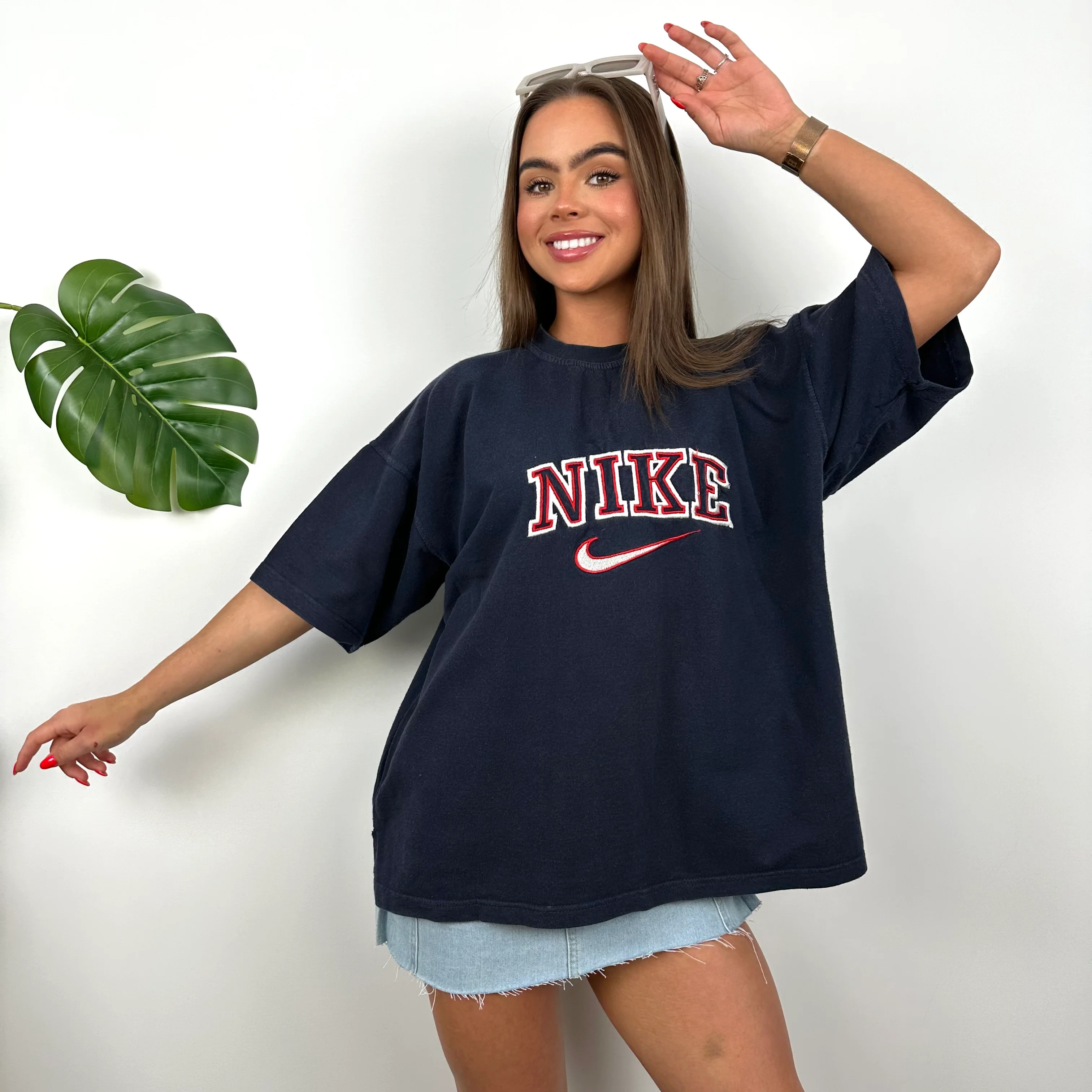 Nike Navy Embroidered Spell Out T Shirt (M) - Image 2