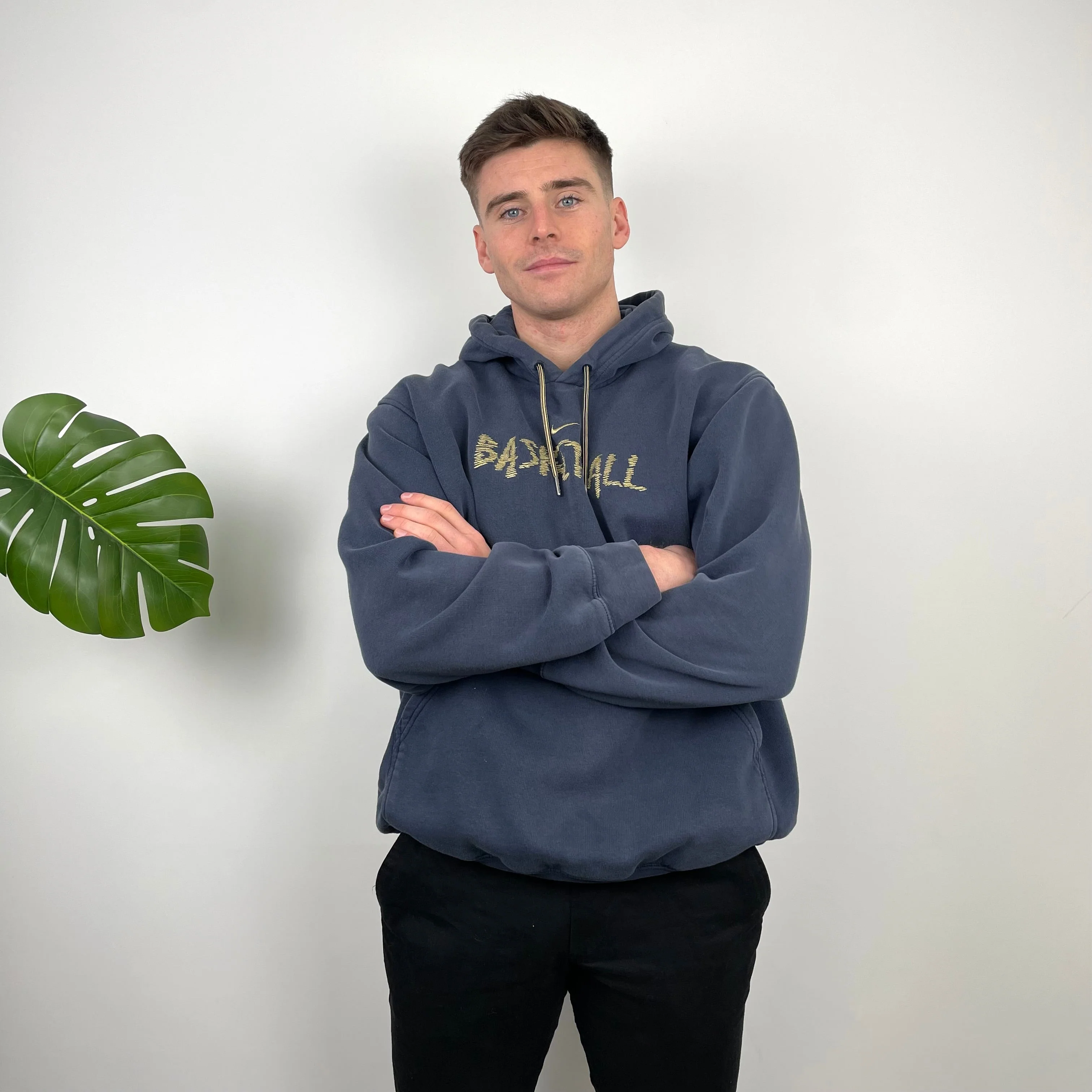 Nike Navy Embroidered Swoosh Hoodie (XL) - Image 3
