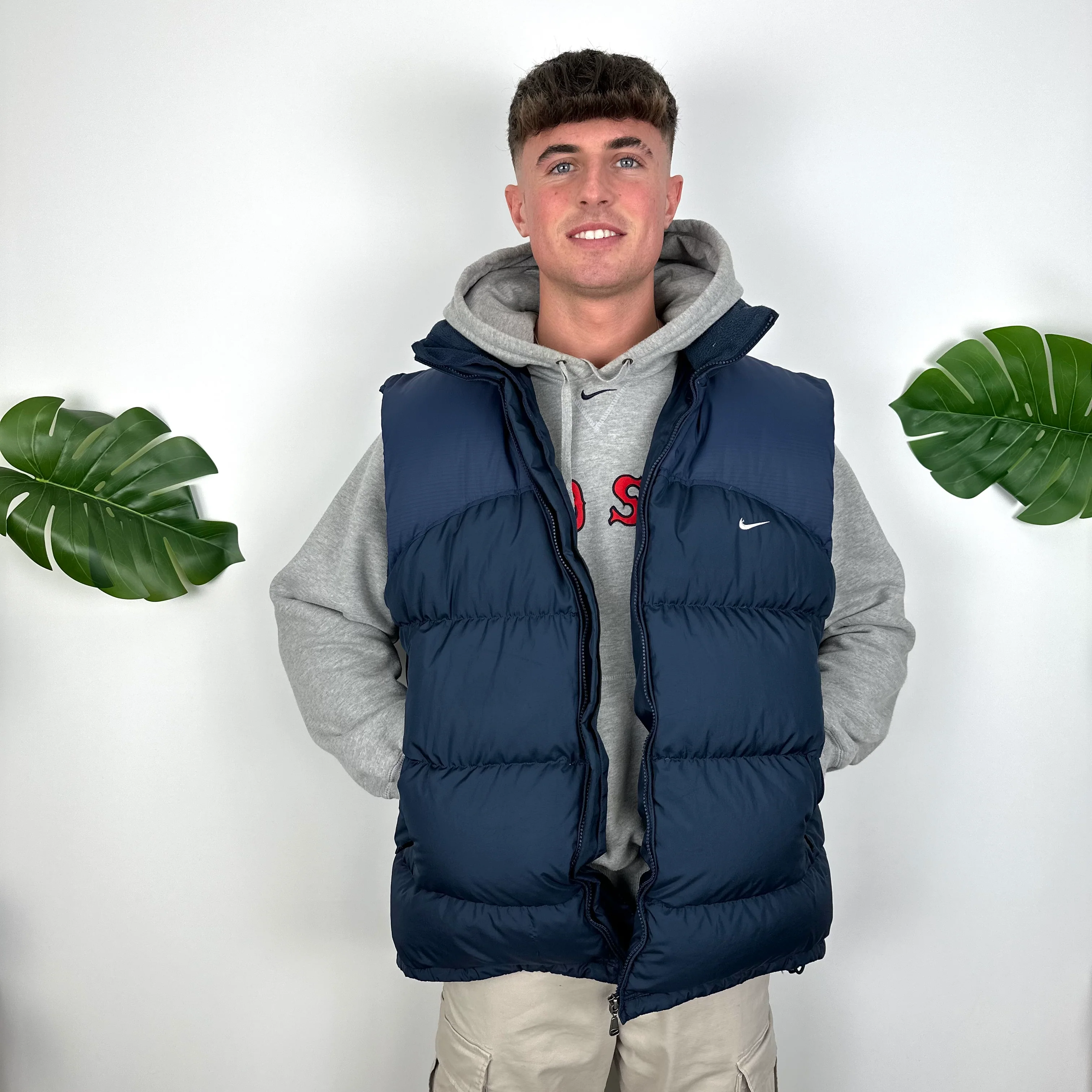 Nike Navy Embroidered Swoosh Puffer Gilet (XL)