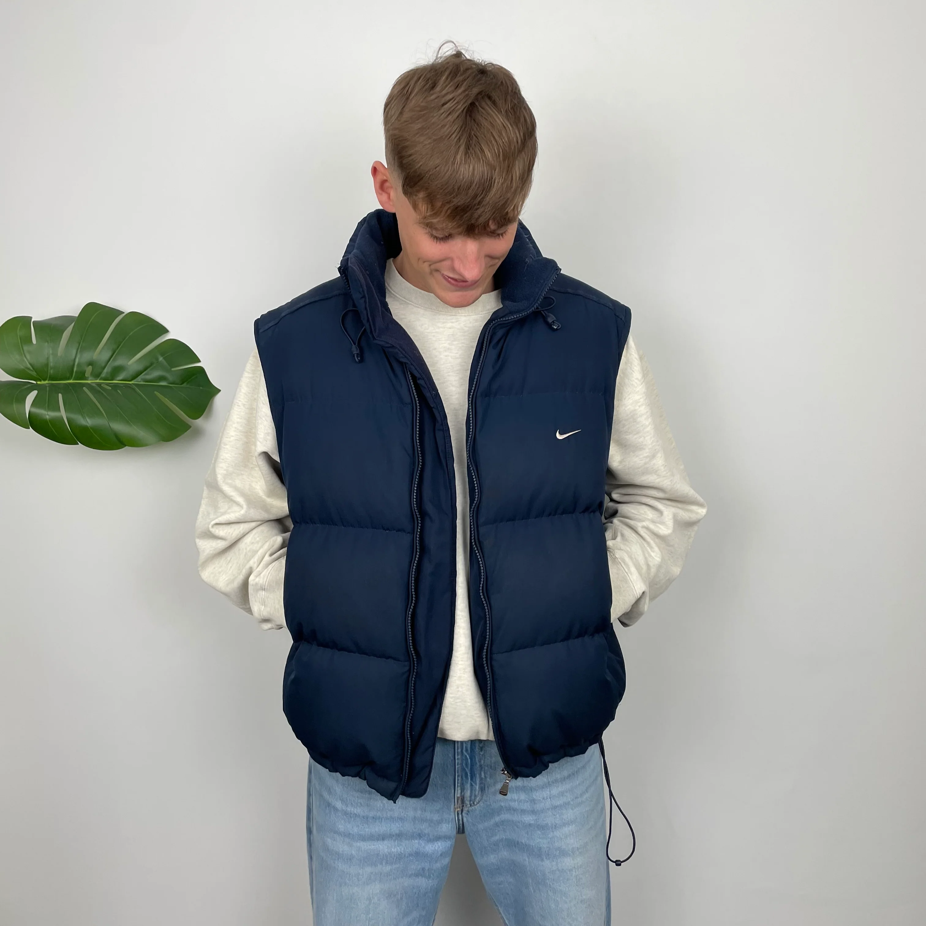 Nike Navy Embroidered Swoosh Puffer Gilet (XL) - Image 15
