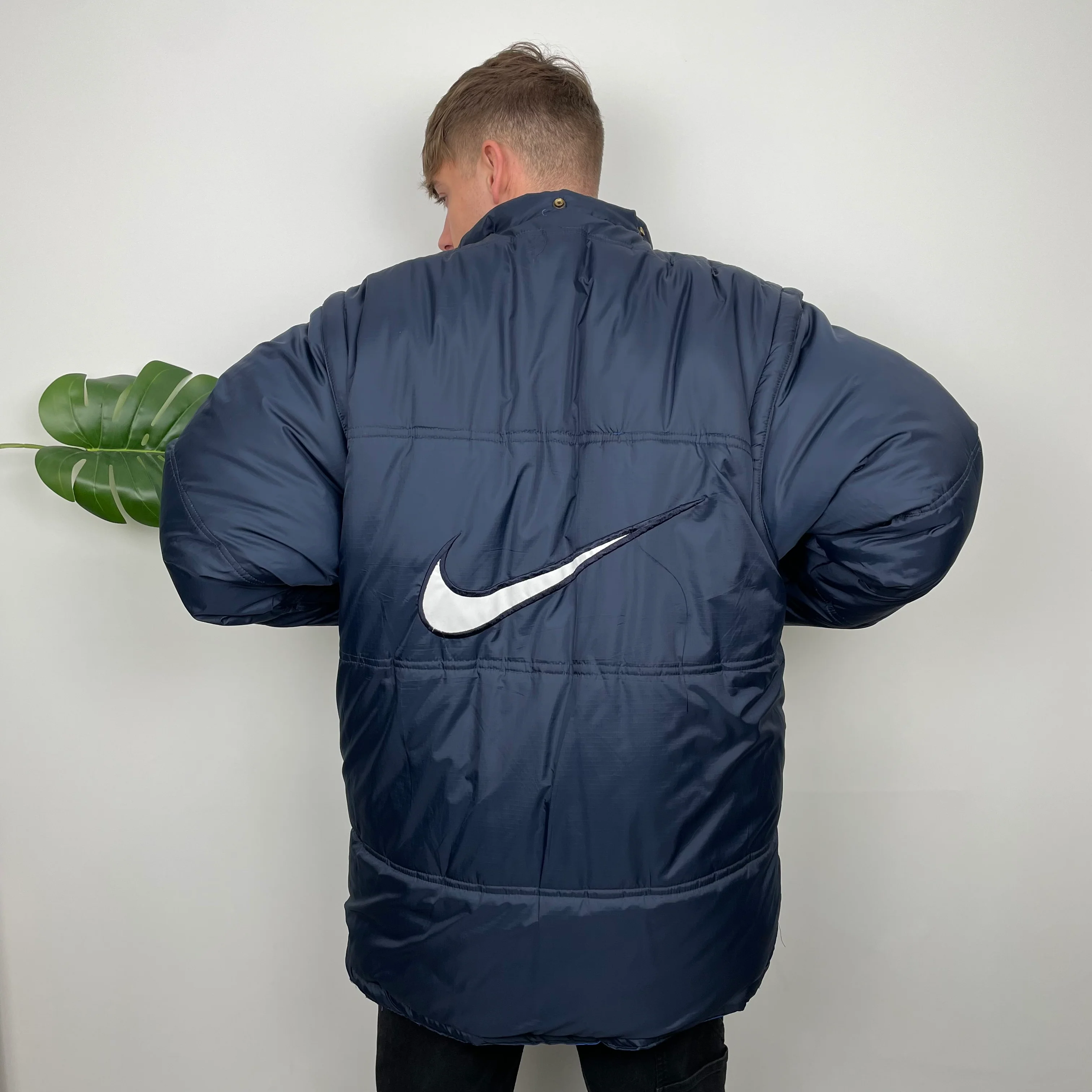 Nike Reversible Embroidered Swoosh Puffer Jacket (XXL) - Image 10