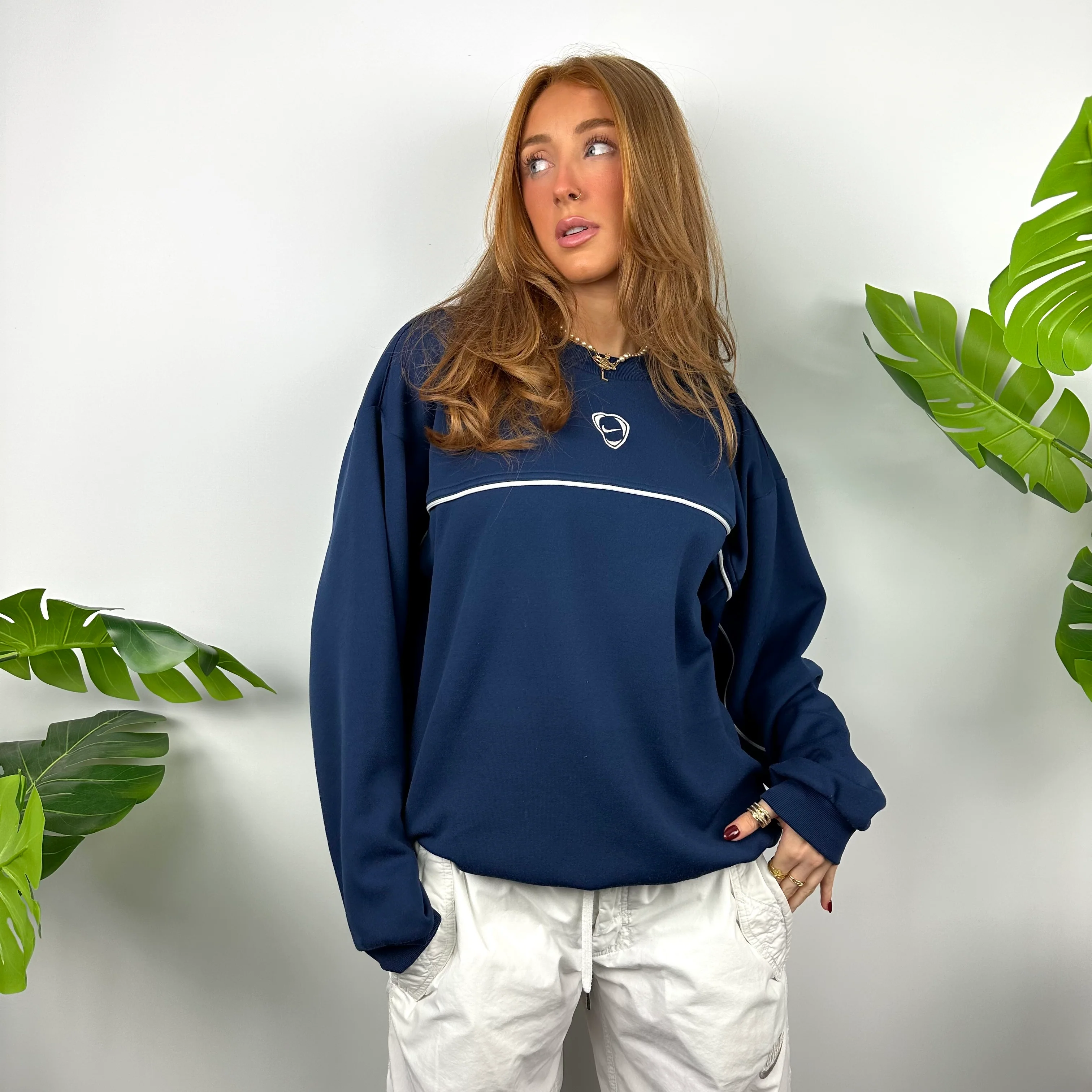 Nike Navy Embroidered Swoosh Sweatshirt (M) - Image 6