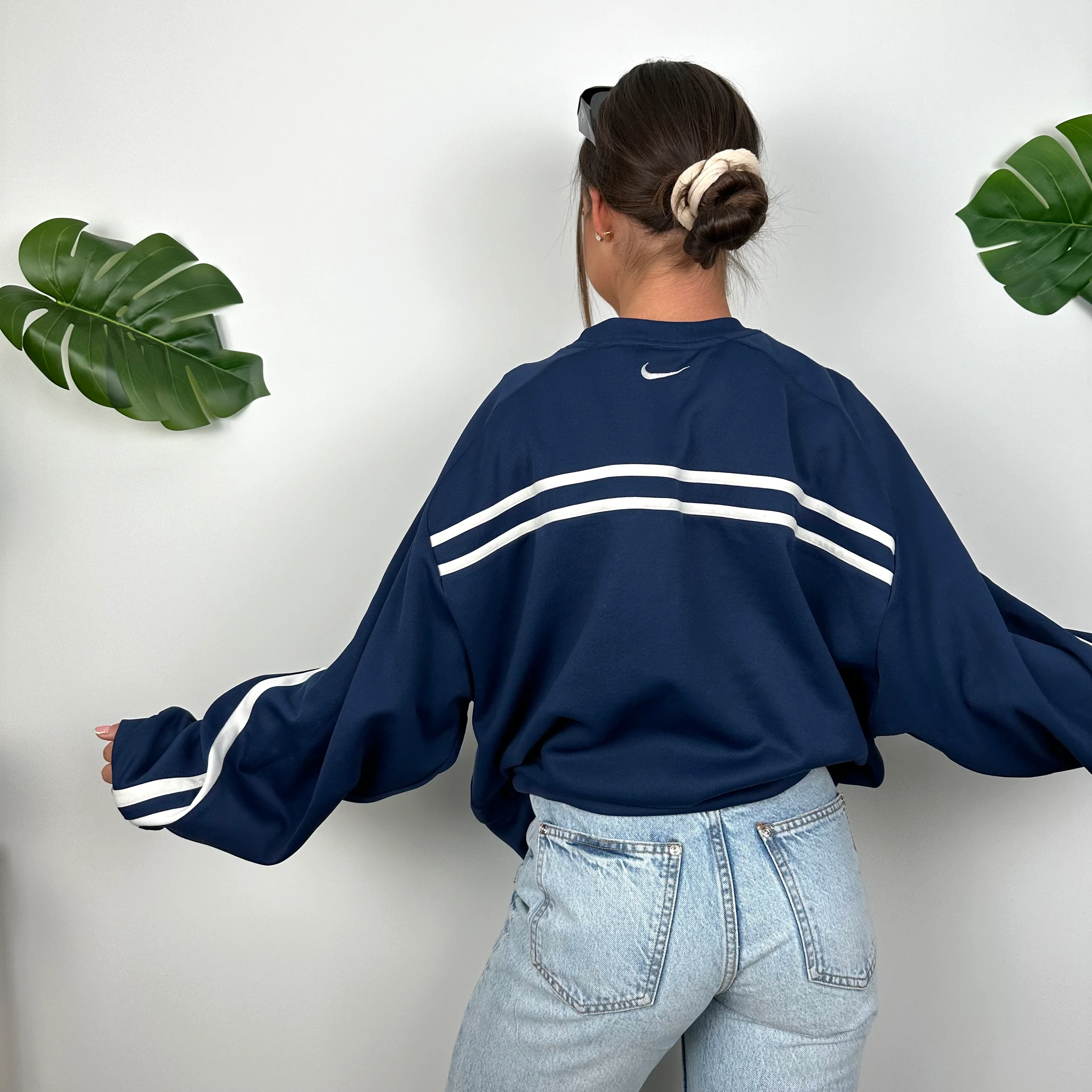 Nike Navy Embroidered Swoosh Sweatshirt (XL) - Image 4