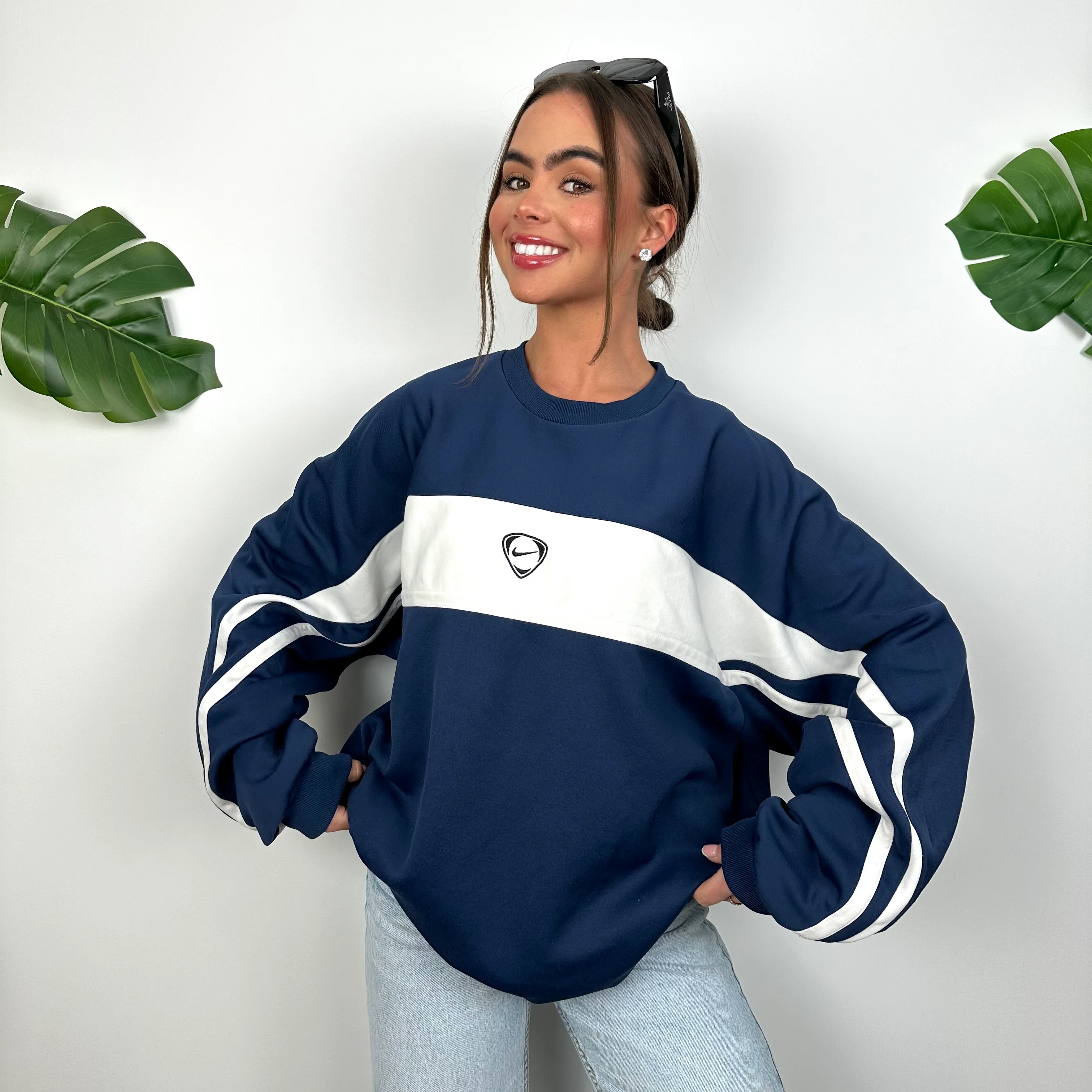 Nike Navy Embroidered Swoosh Sweatshirt (XL) - Image 5