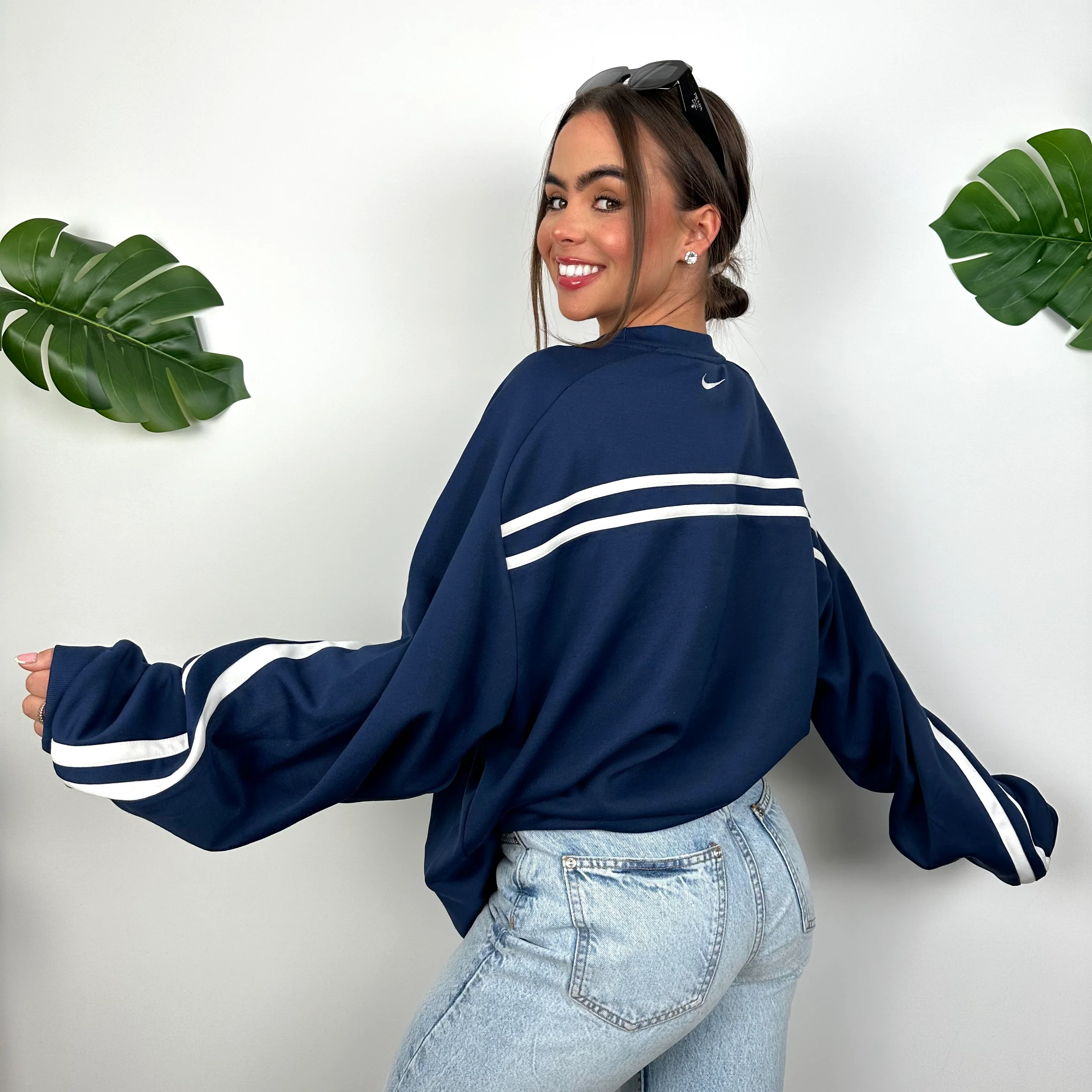 Nike Navy Embroidered Swoosh Sweatshirt (XL) - Image 8