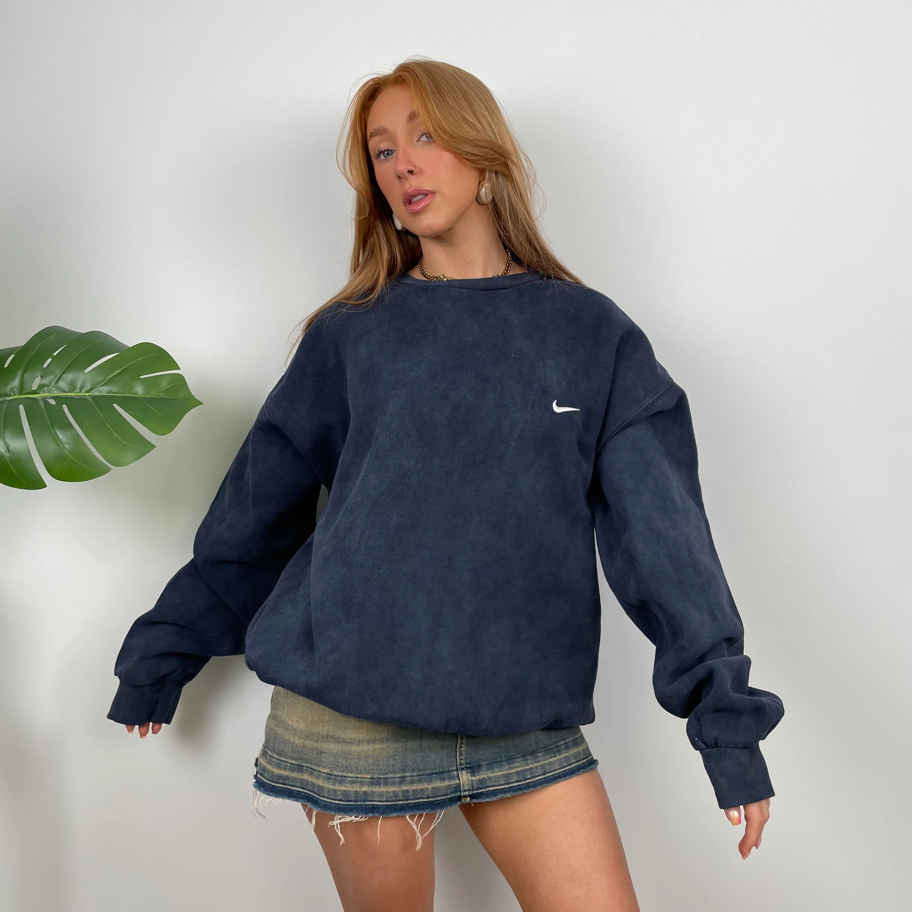 Nike Navy Embroidered Swoosh Sweatshirt (XL) - Image 4
