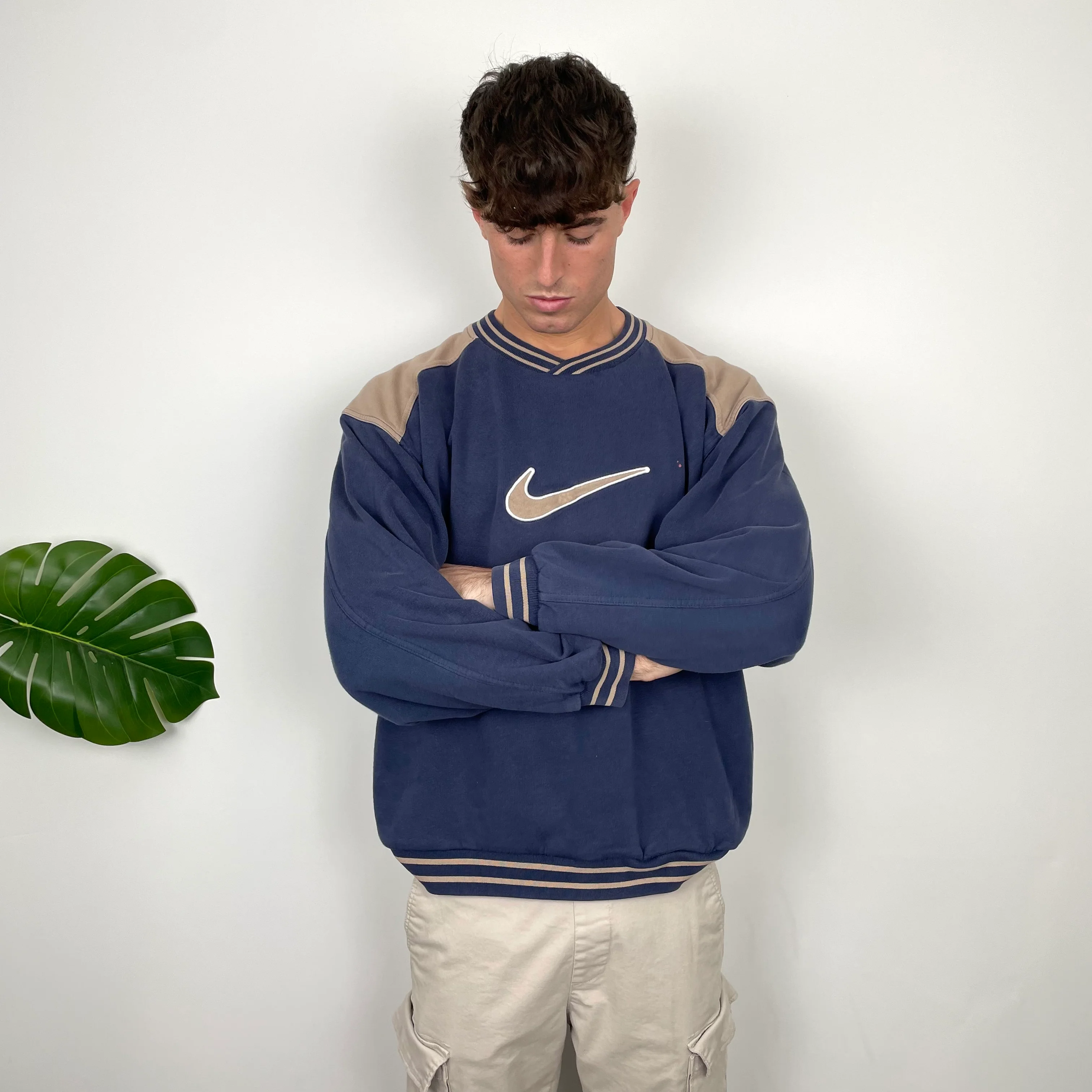 Nike Navy Embroidered Swoosh Sweatshirt (L) - Image 5