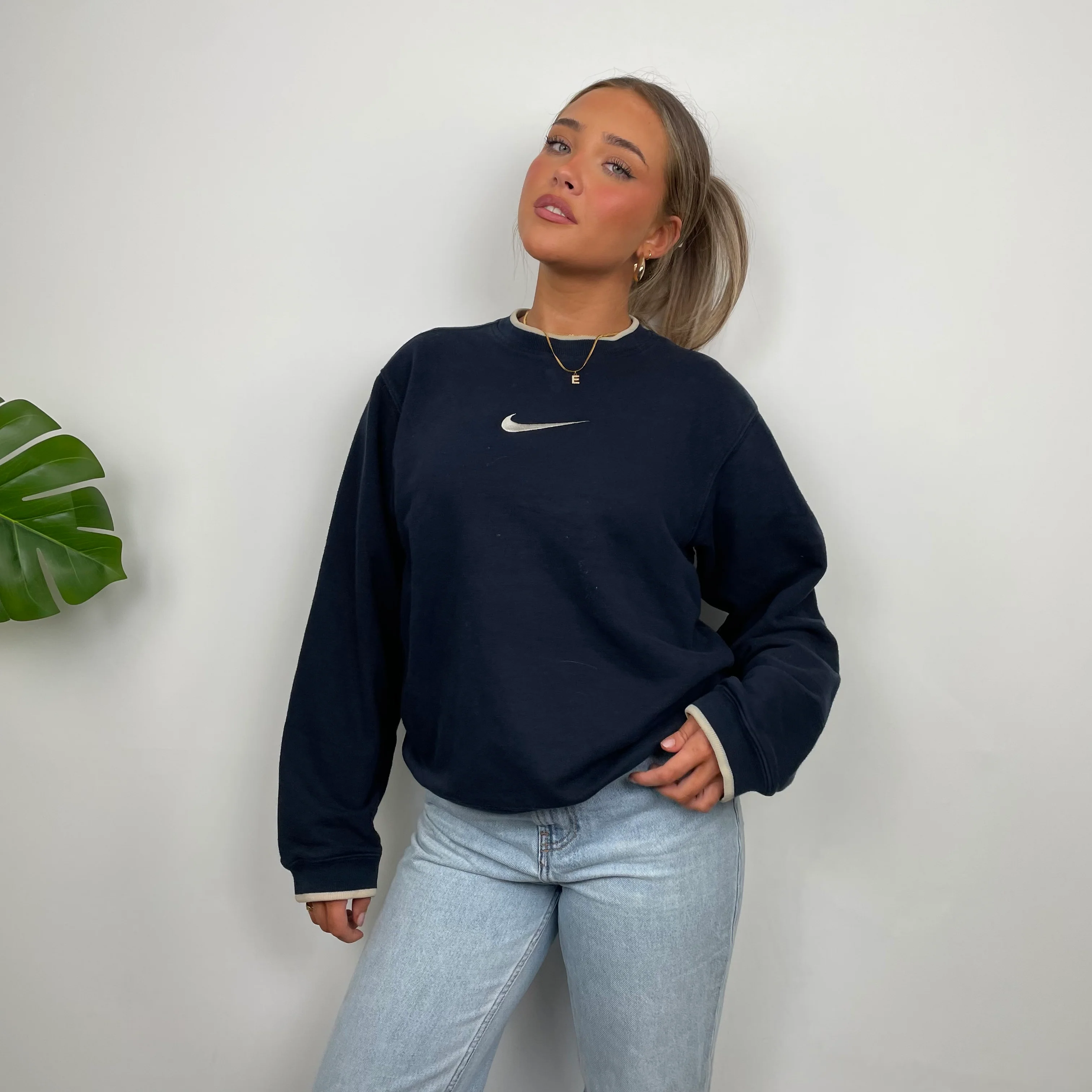 Nike Navy Embroidered Swoosh Sweatshirt (S) - Image 3