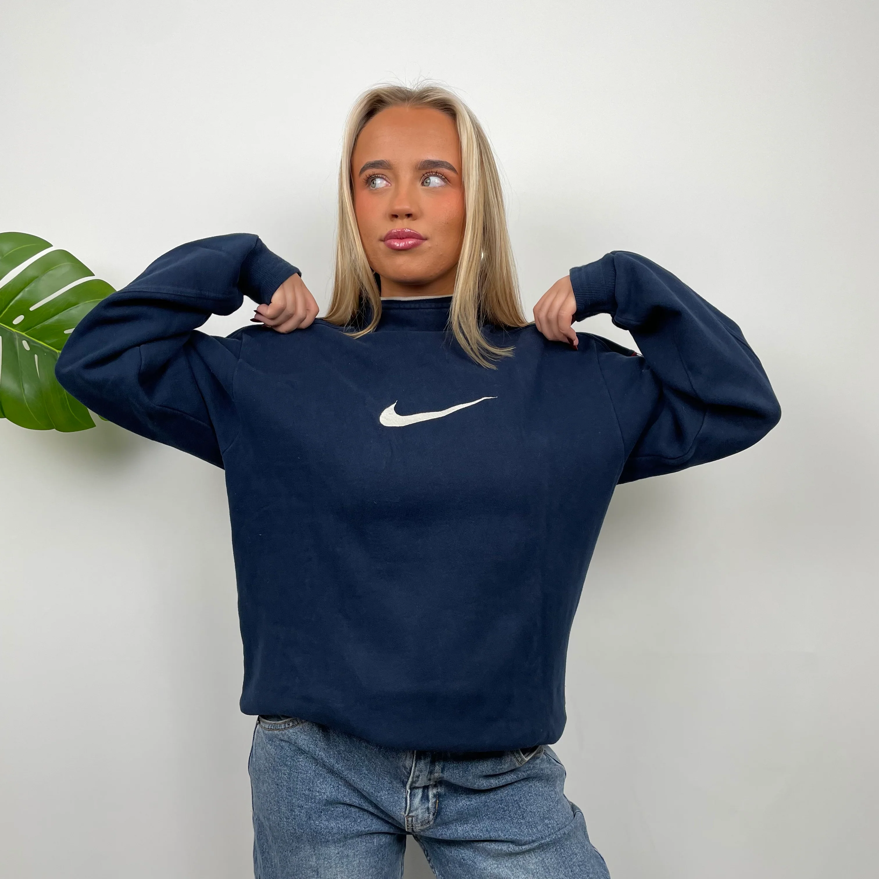 Nike Navy Embroidered Swoosh Sweatshirt (M) - Image 2