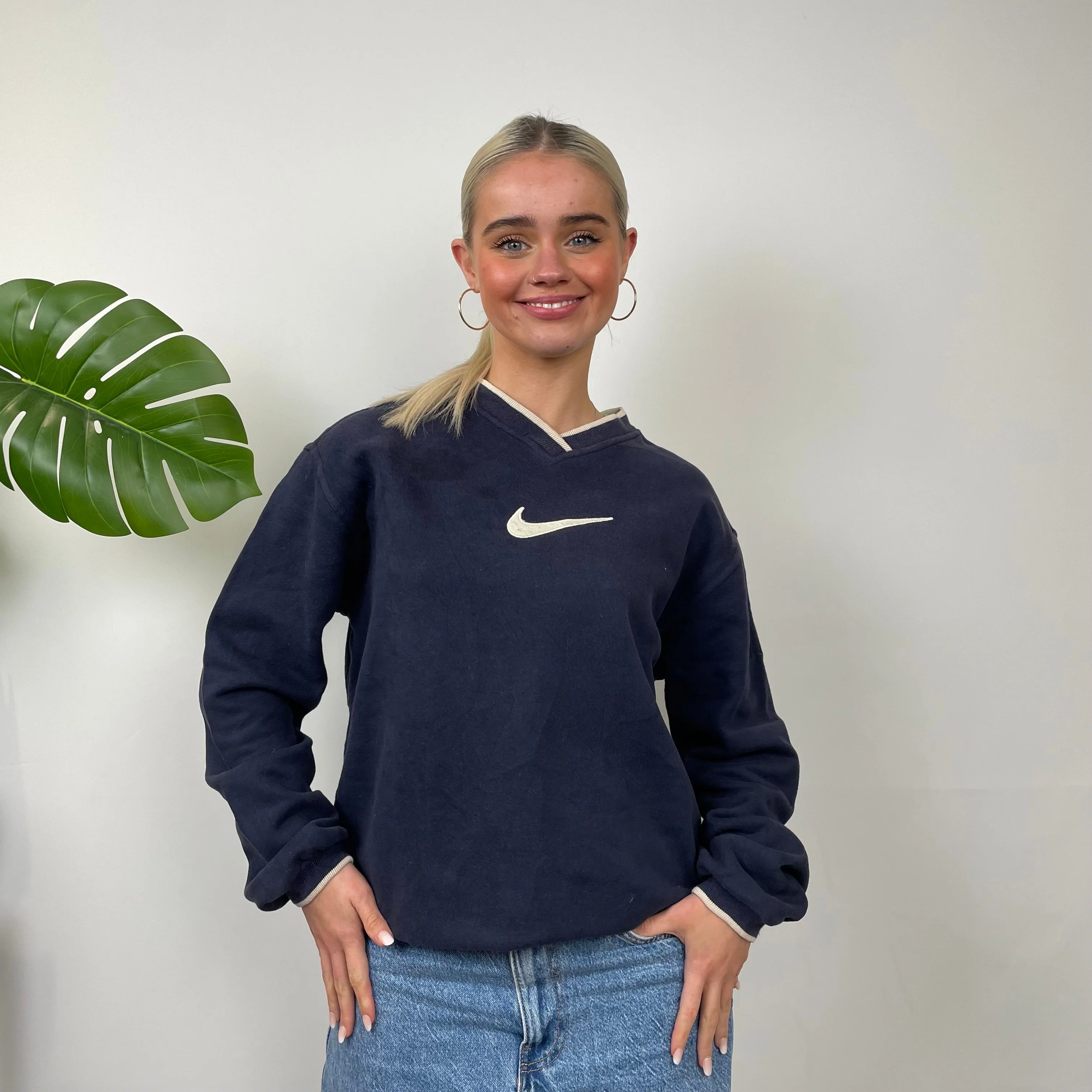 Nike Navy Embroidered Swoosh Sweatshirt (S) - Image 3
