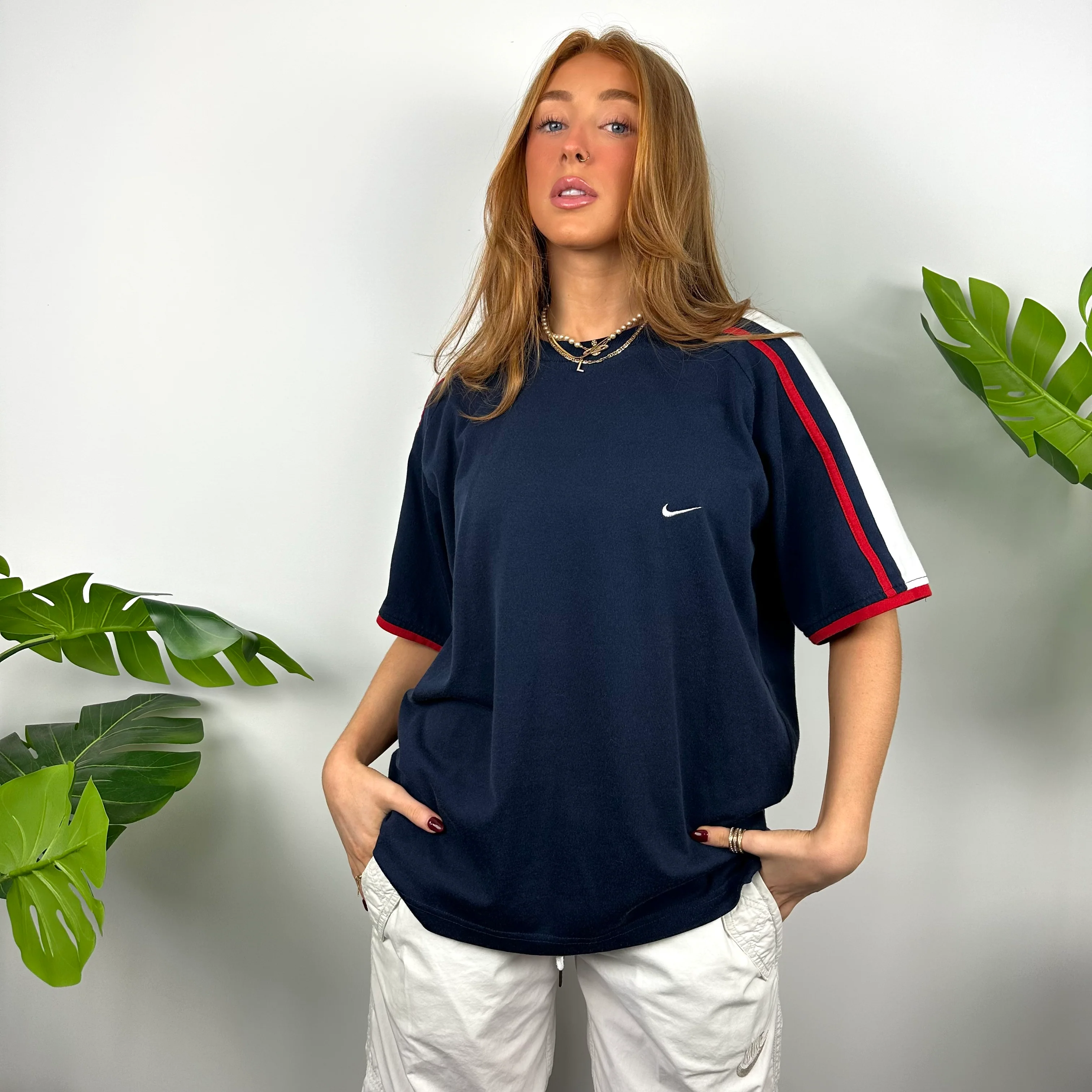 Nike Navy Embroidered Swoosh T Shirt (L) - Image 5